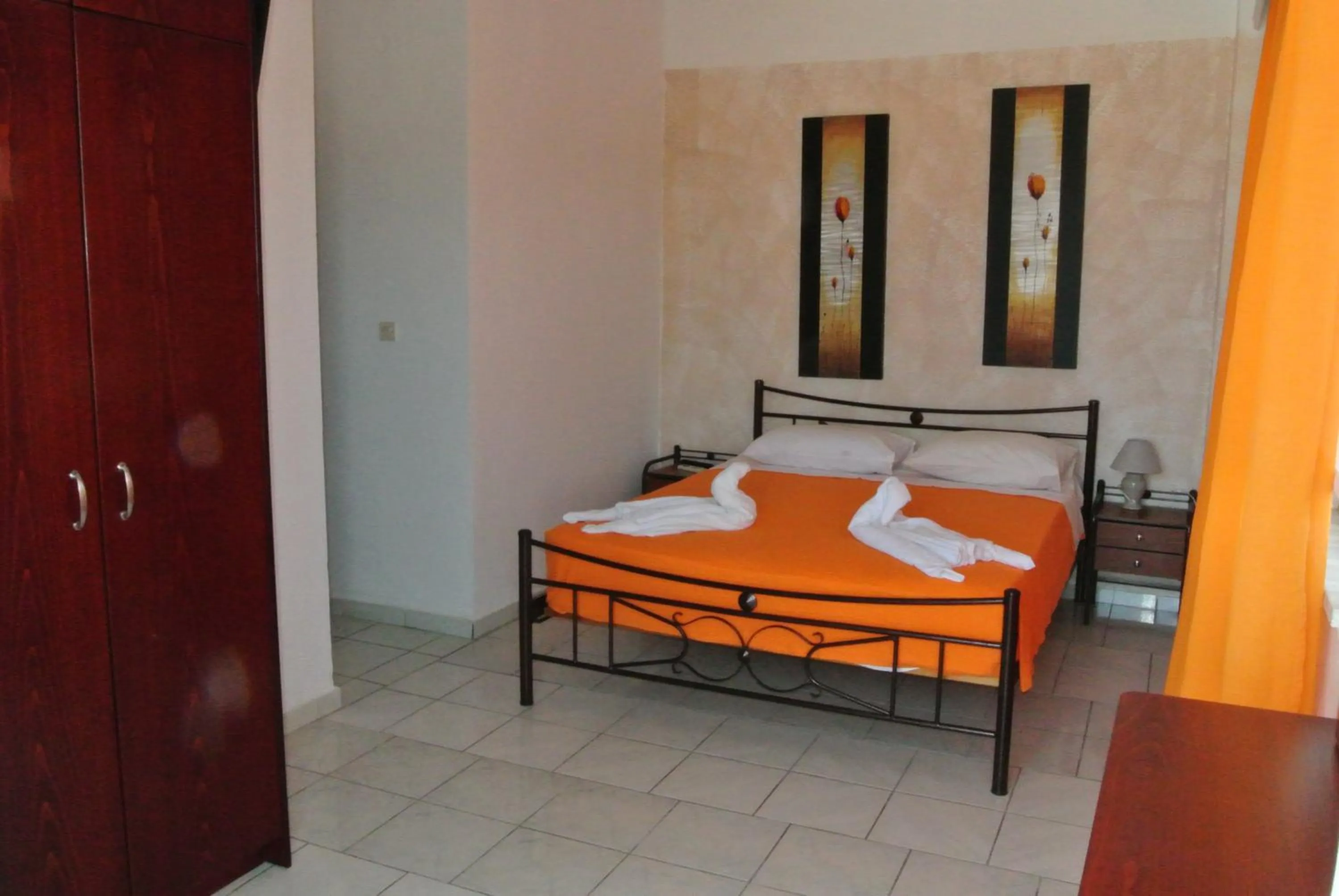 Bedroom, Bed in Kokalakis Hotel