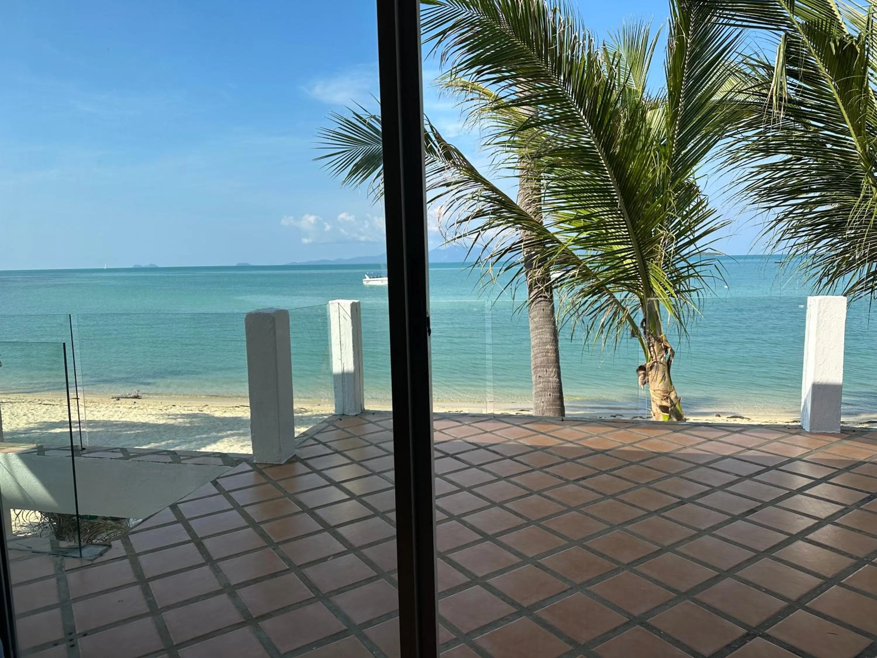 Bangrak Pier Bungalow