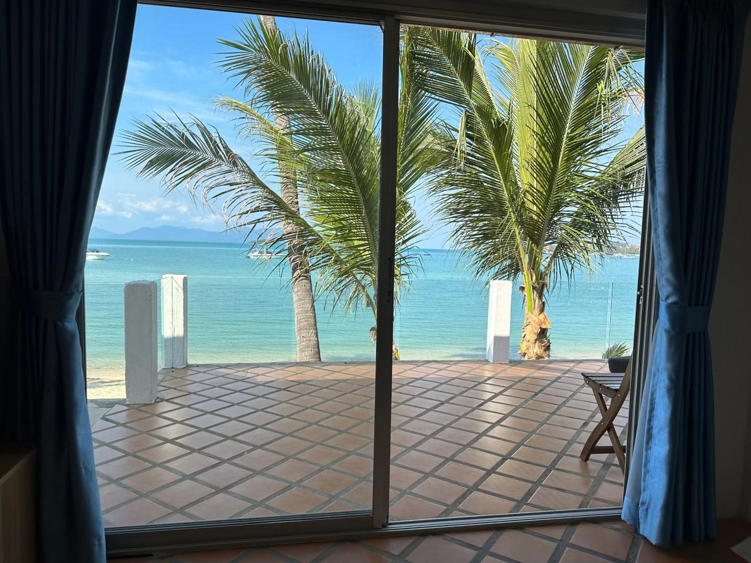 Bangrak Pier Bungalow