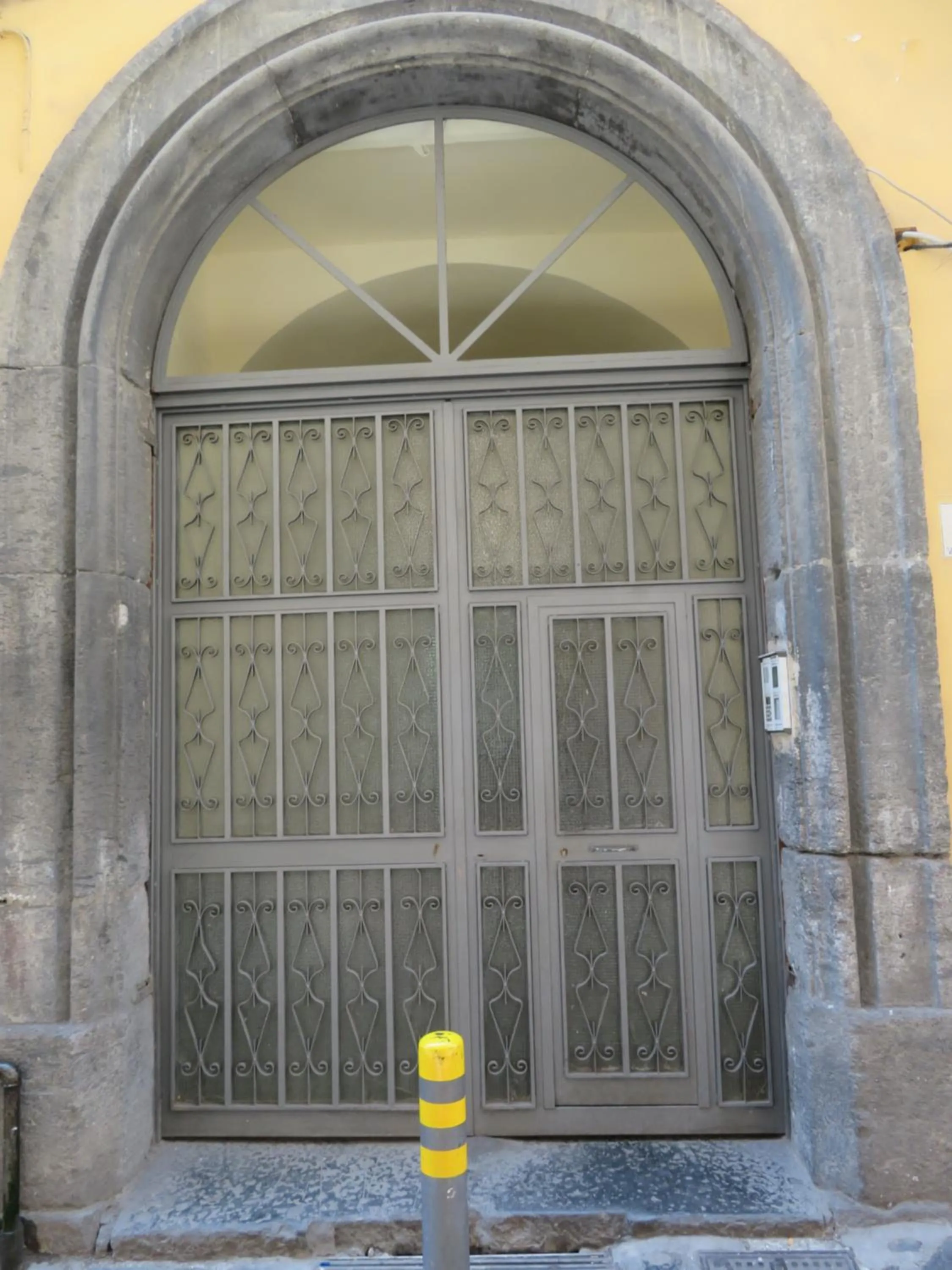 Property building in Napoli Suite Toledo 10 By Dimorra