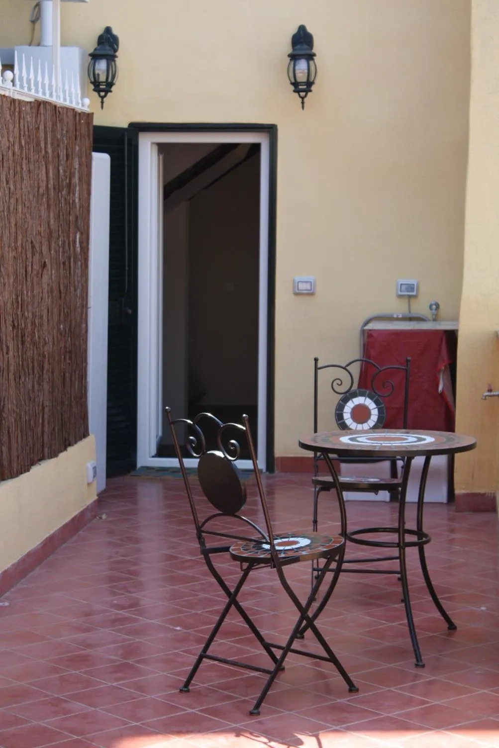 Balcony/Terrace in Napoli Suite Toledo 10 By Dimorra