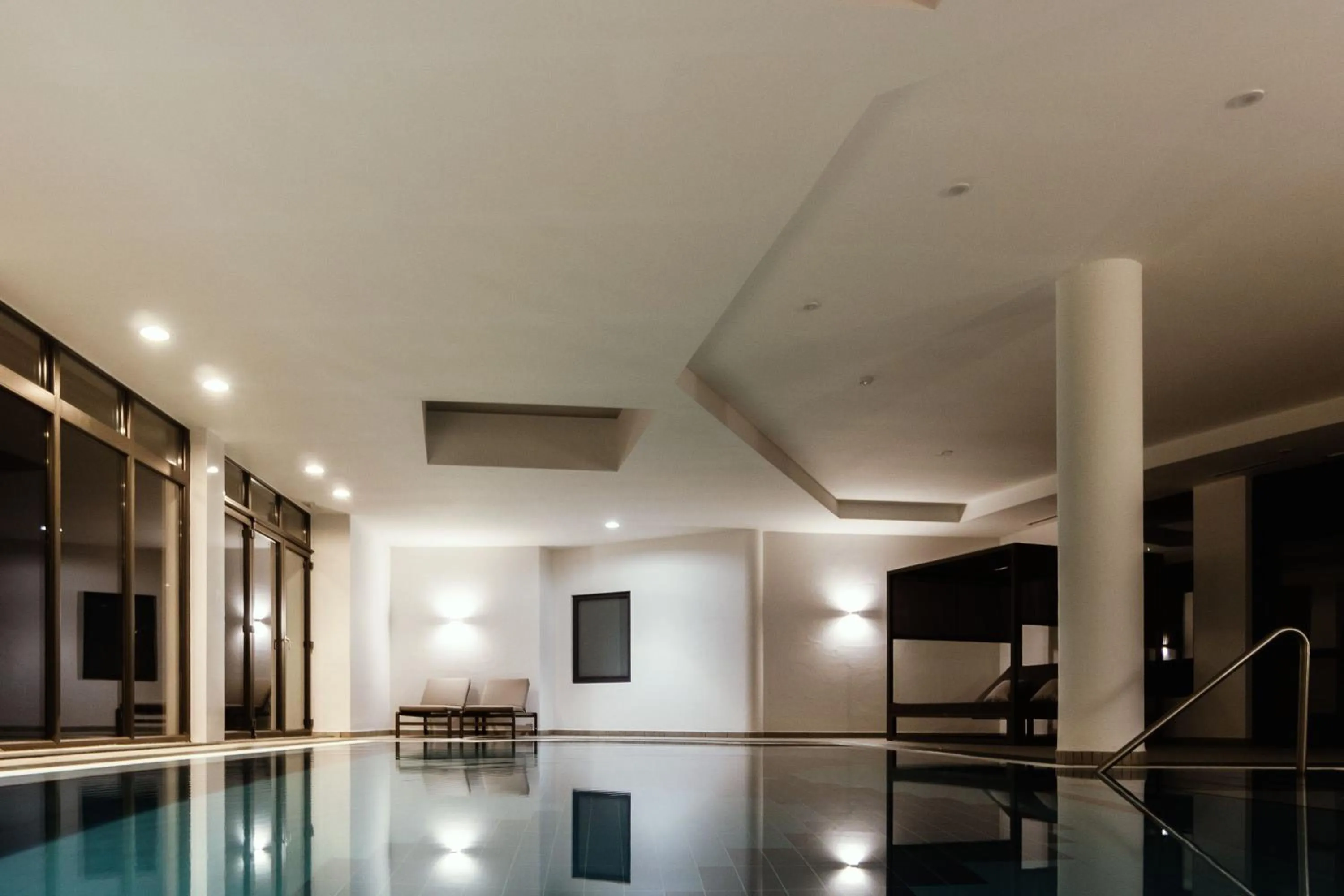 Swimming pool in Anett hotel