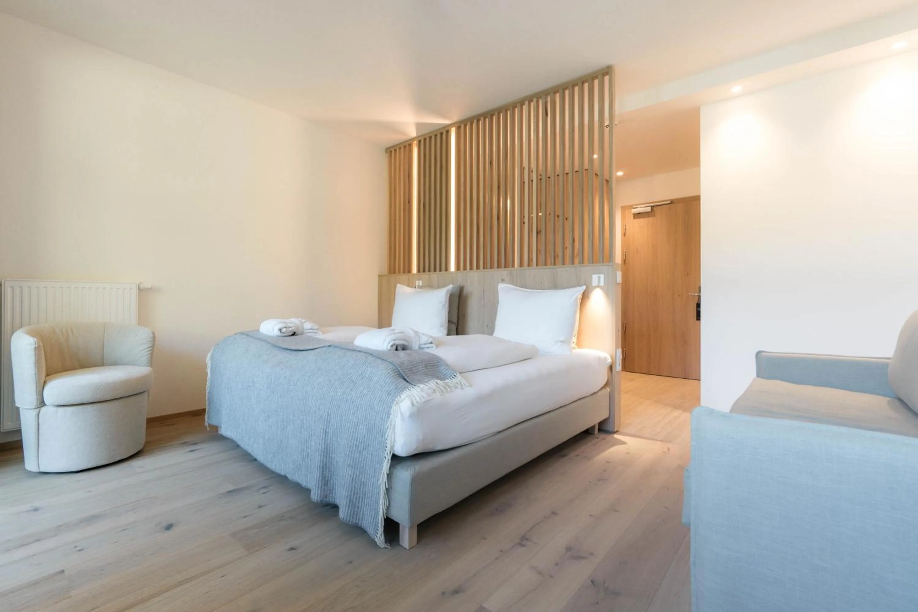 Photo of the whole room, Bed in Anett hotel