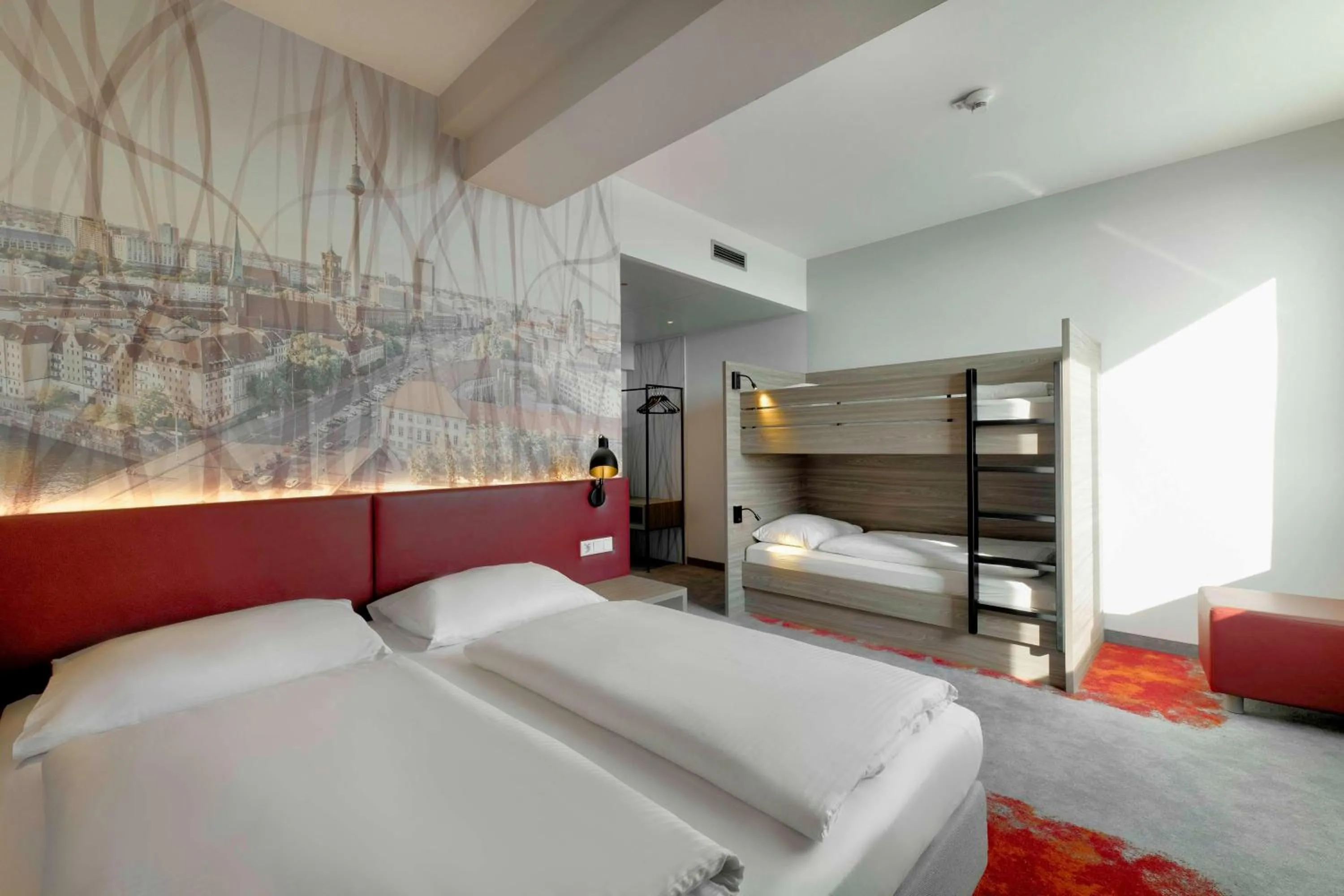 Bed in Campanile Berlin Brandenburg Airport