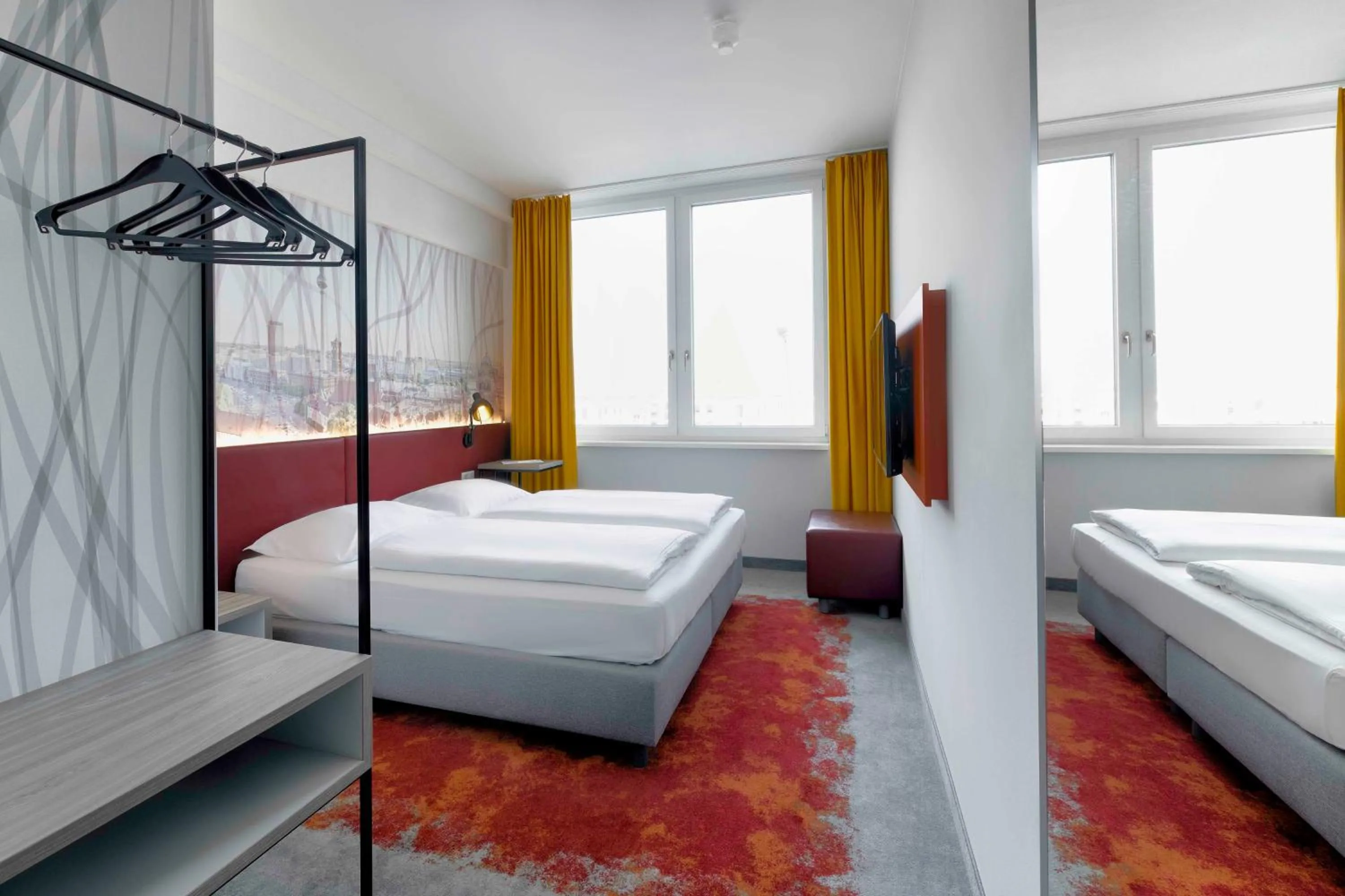 TV and multimedia, Bed in Campanile Berlin Brandenburg Airport