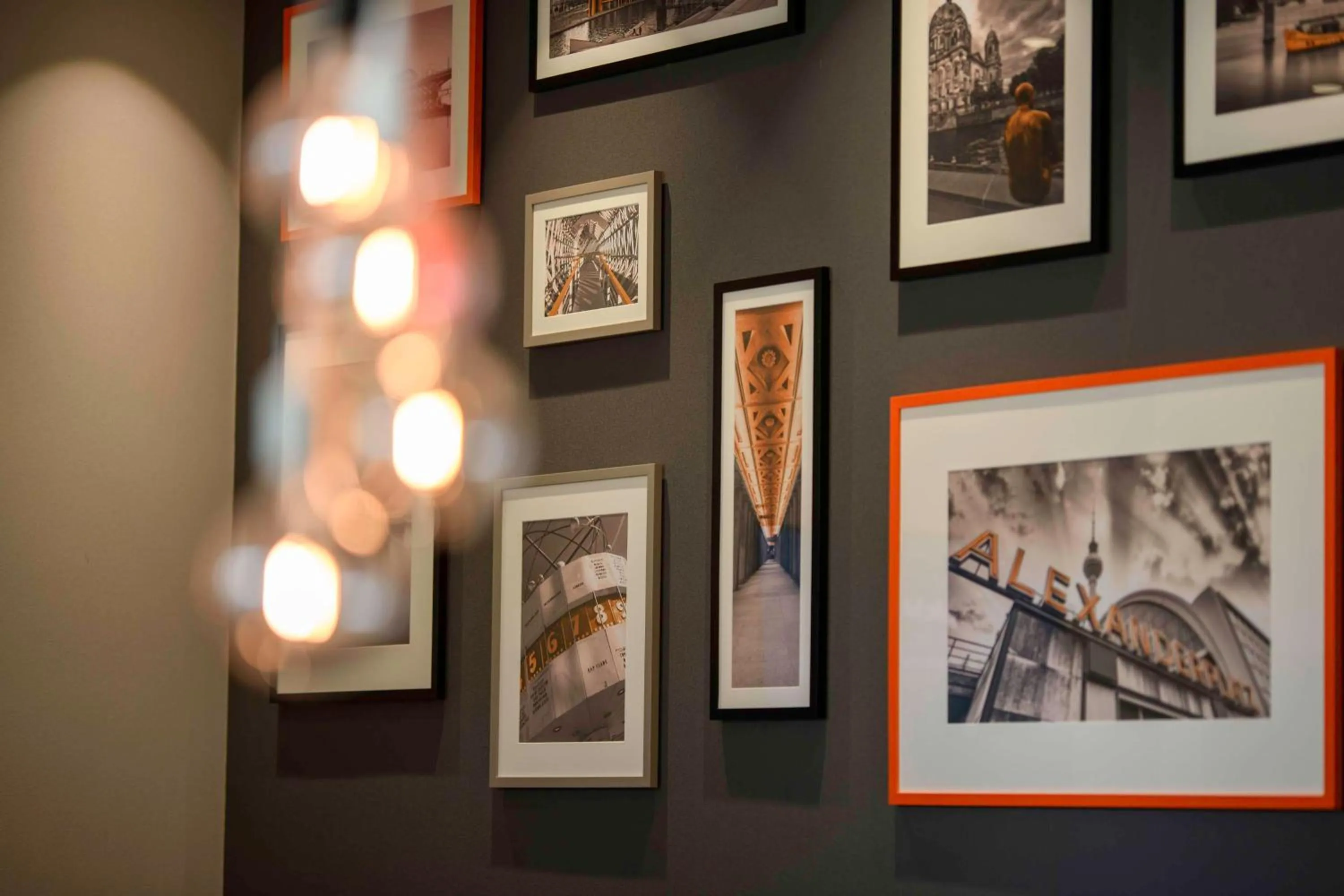 Lobby or reception in Campanile Berlin Brandenburg Airport