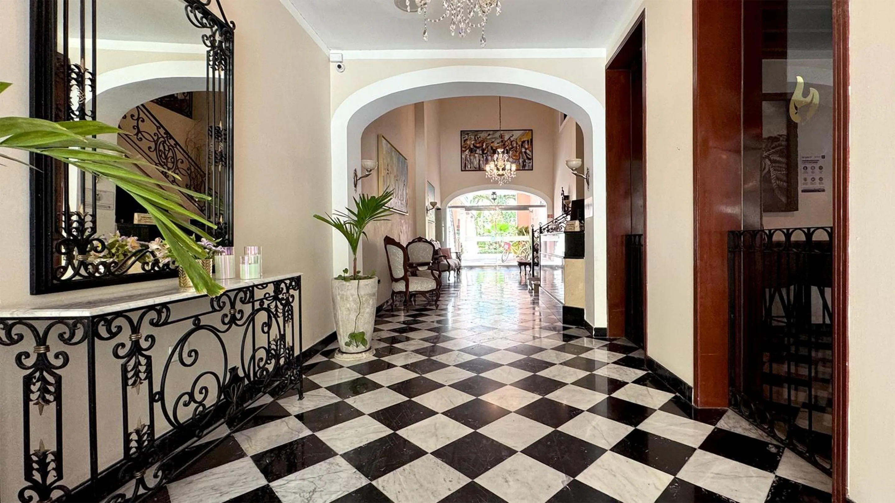 Lobby or reception in Casa Lucia Hotel Boutique