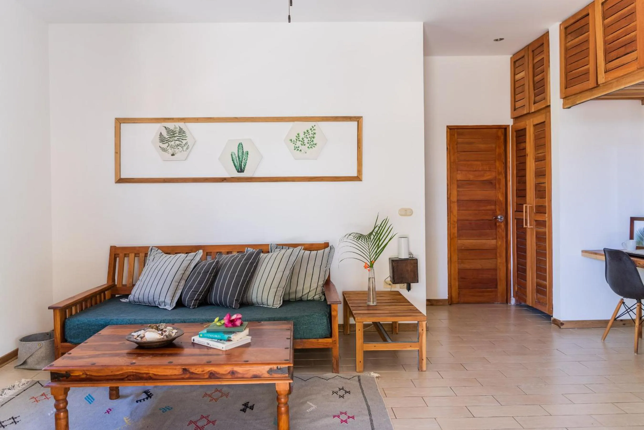 Nautilus Surf & Yoga Villas Santa Teresa