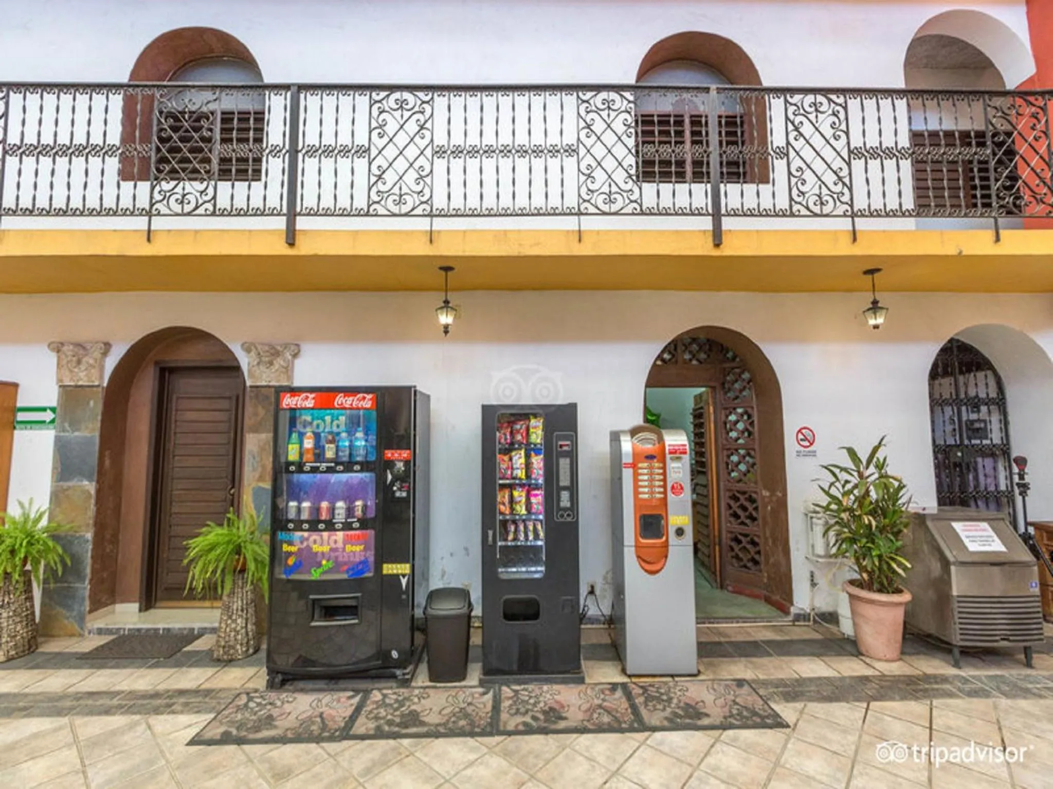 Area and facilities in Hotel Doralba Inn