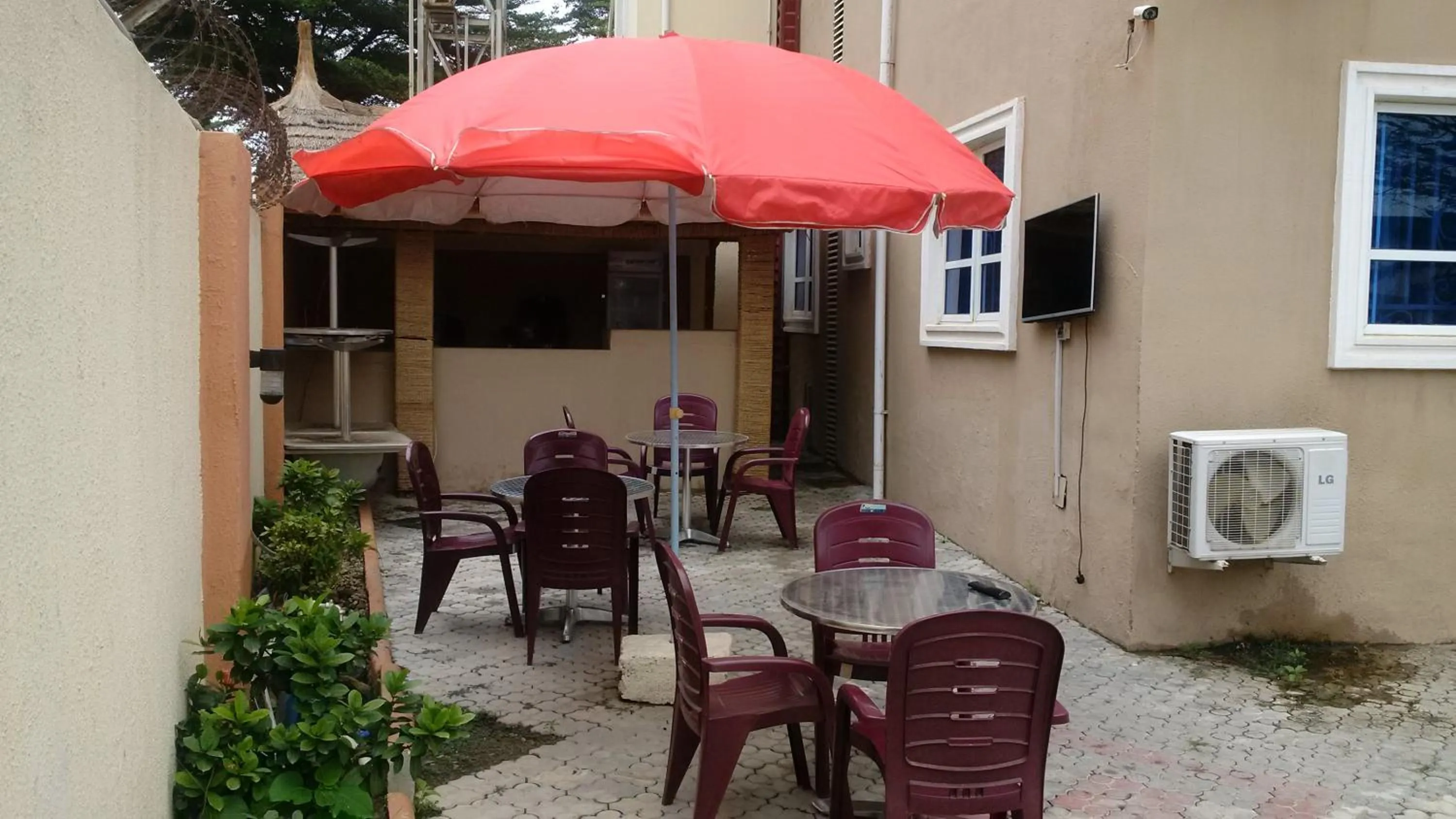 Villa Nuee Hotel & Suites Utako, Abuja