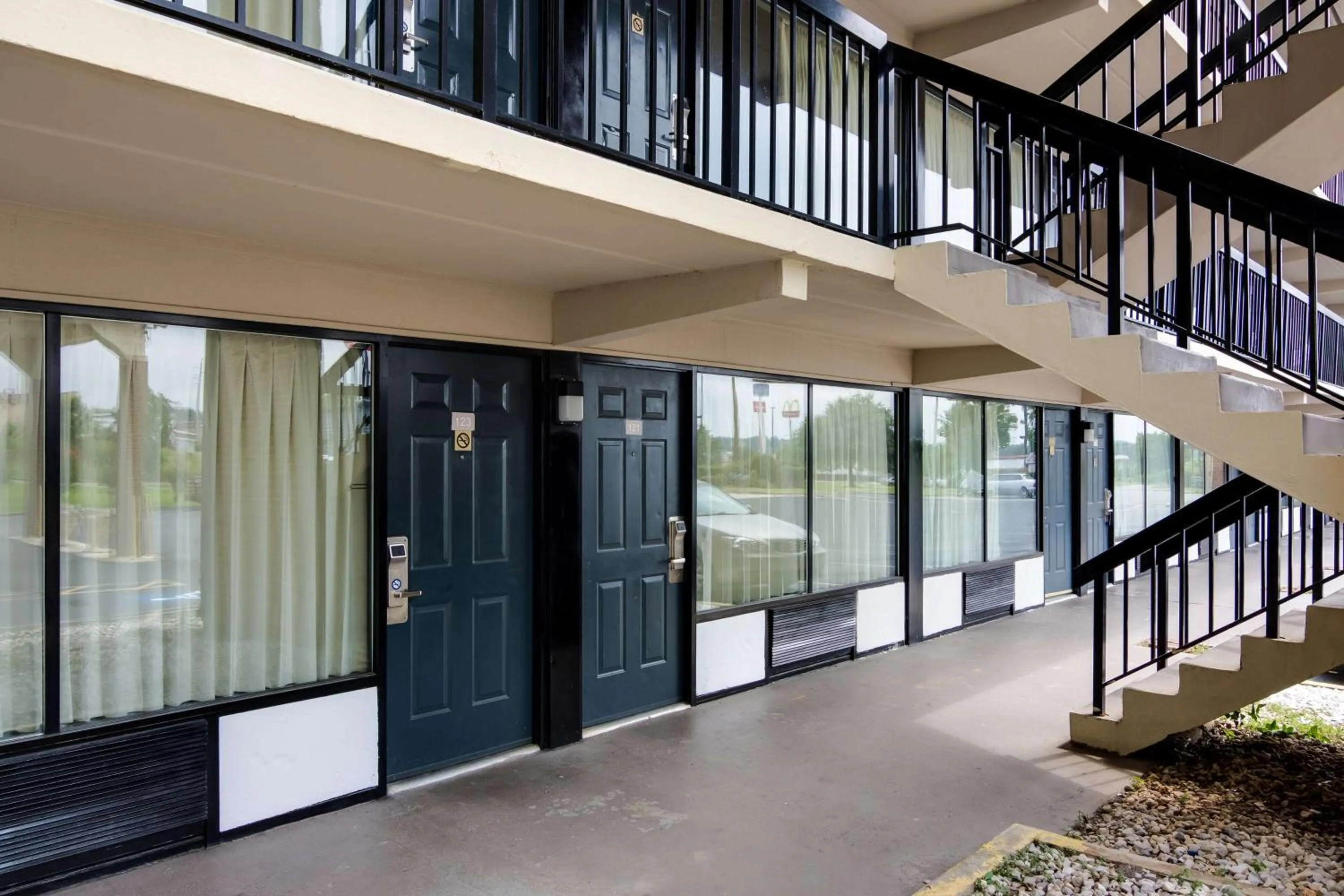 Property building in Motel 6-Macon, GA