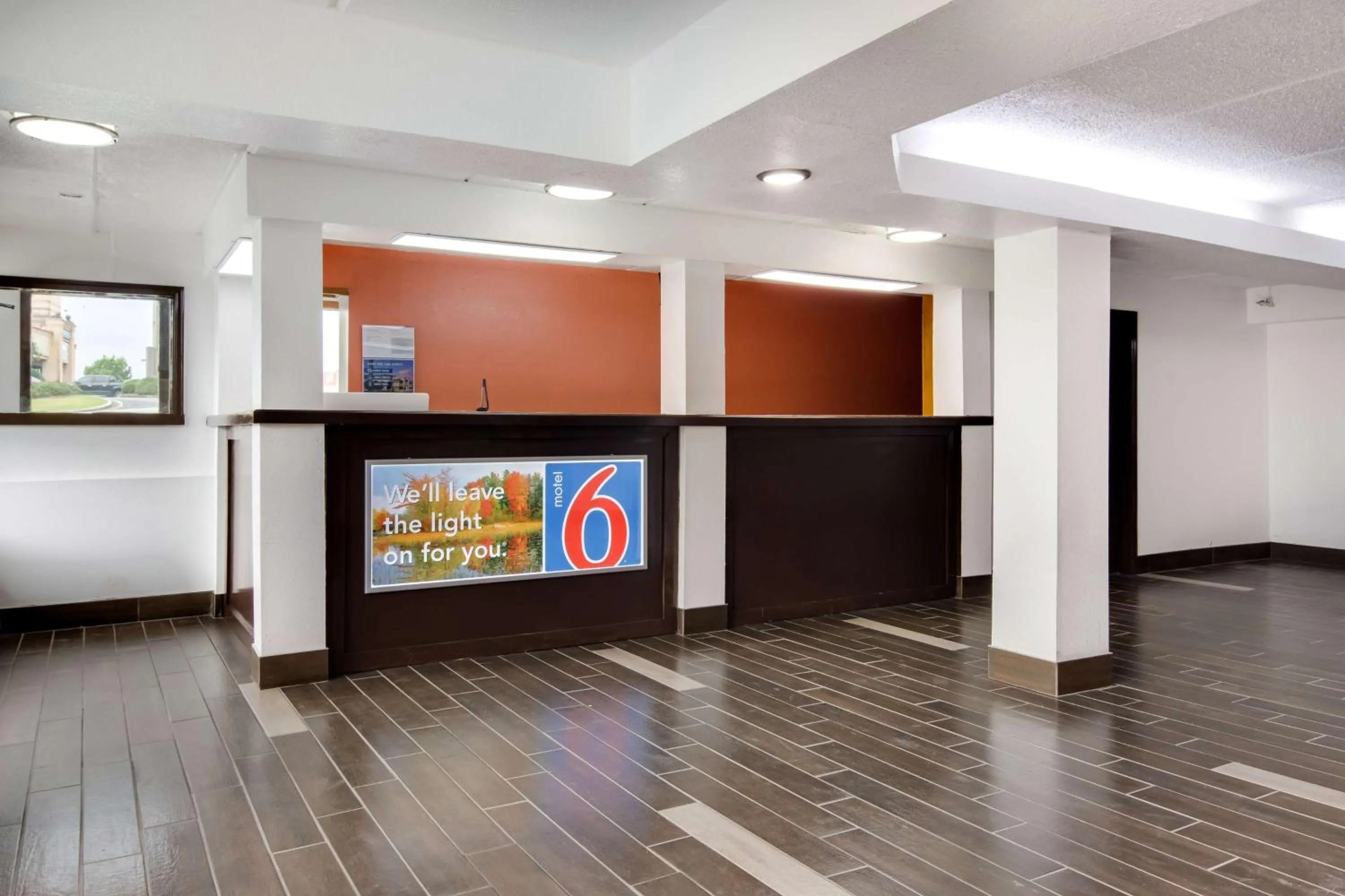 Property logo or sign in Motel 6-Macon, GA