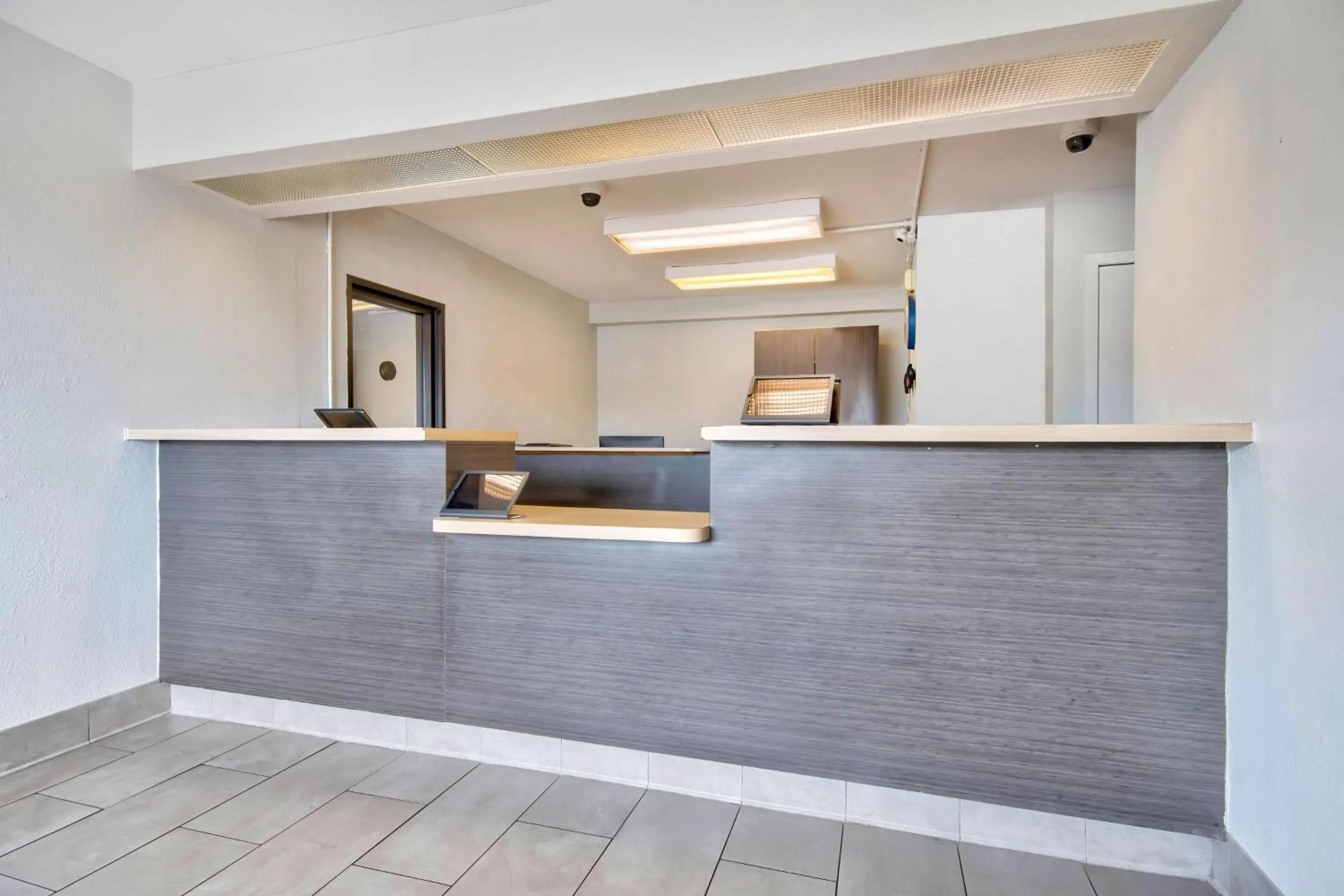 Lobby or reception in Motel 6 Jonesboro