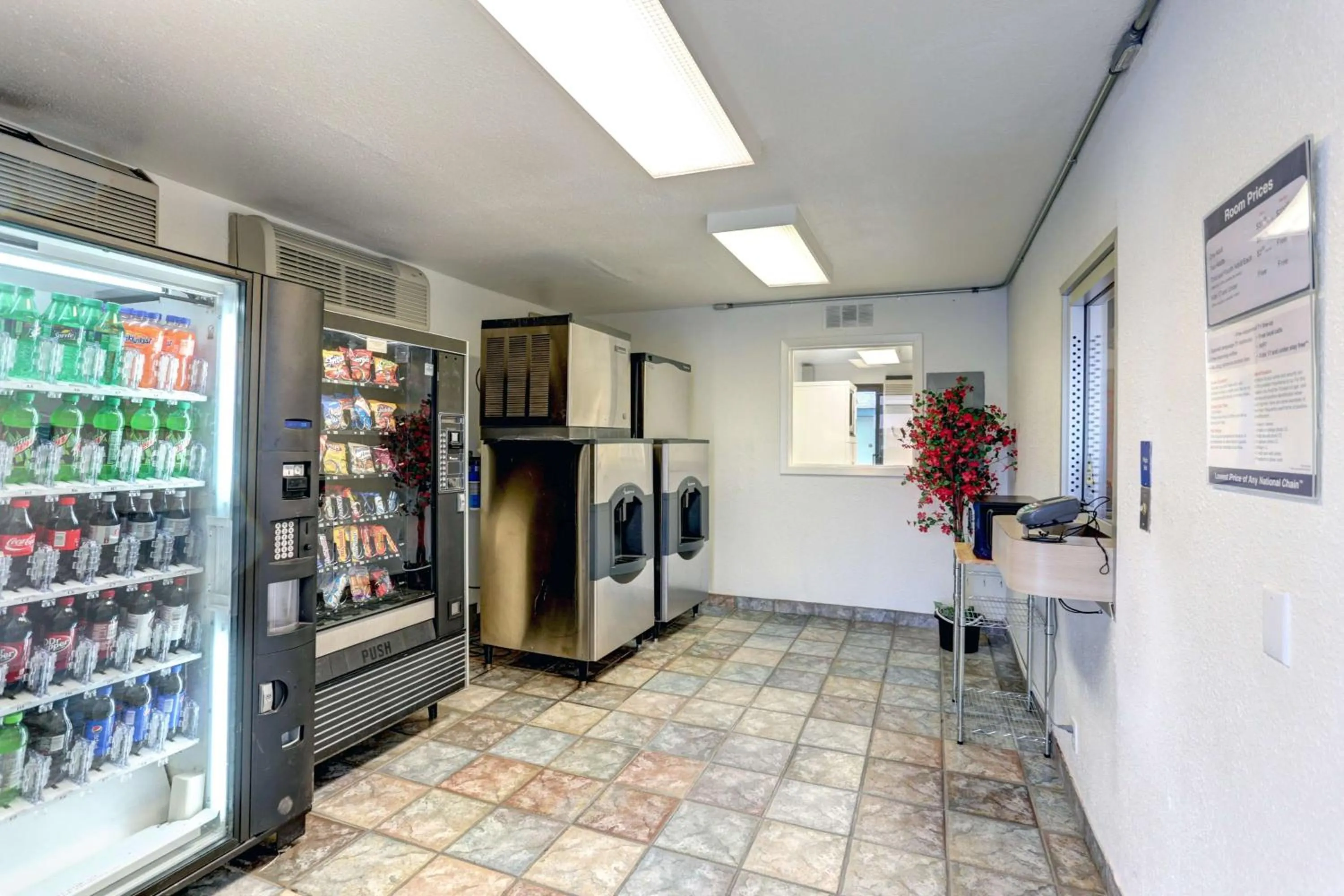 Property building in Motel 6 Jonesboro