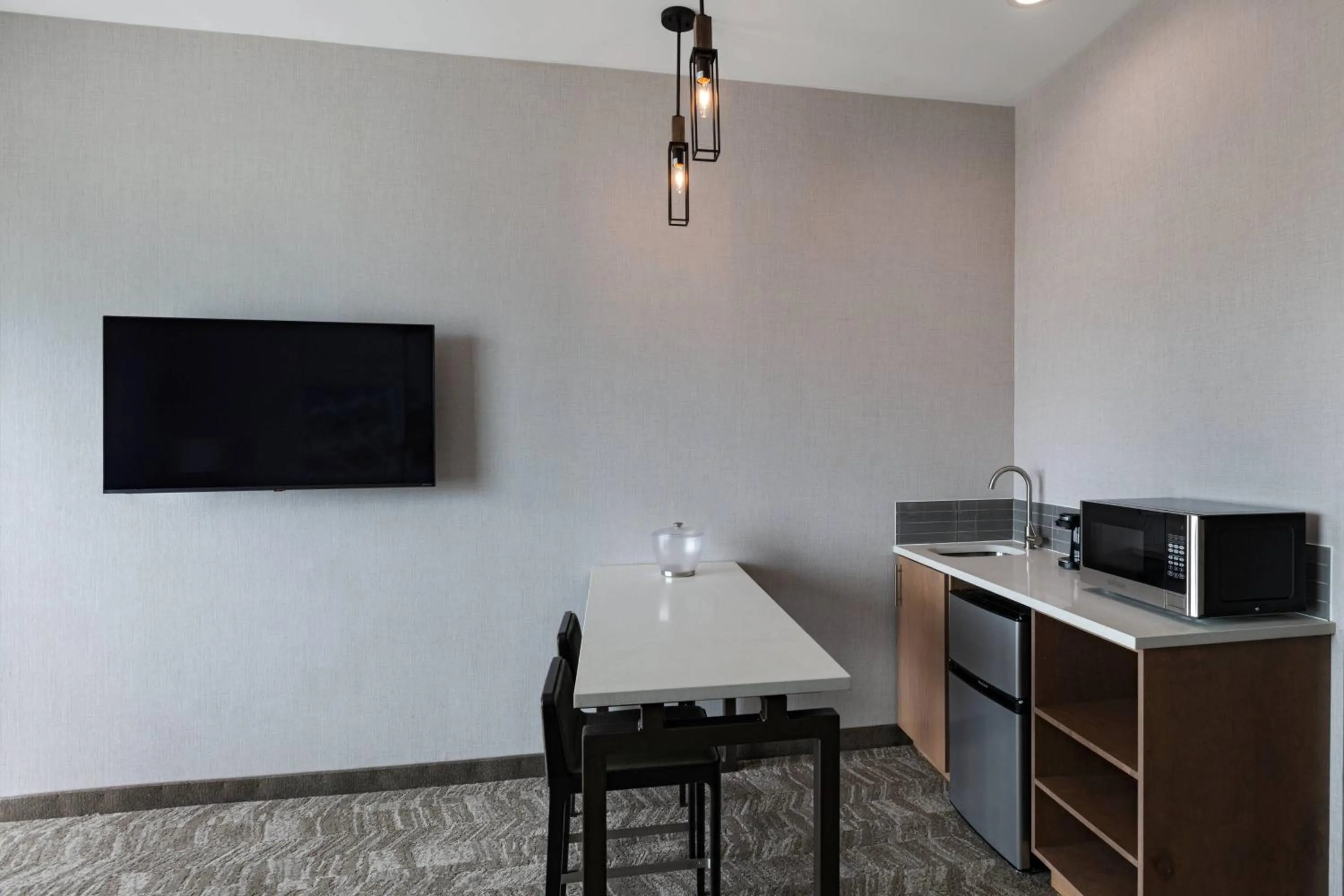 Lounge or bar in SpringHill Suites Waco