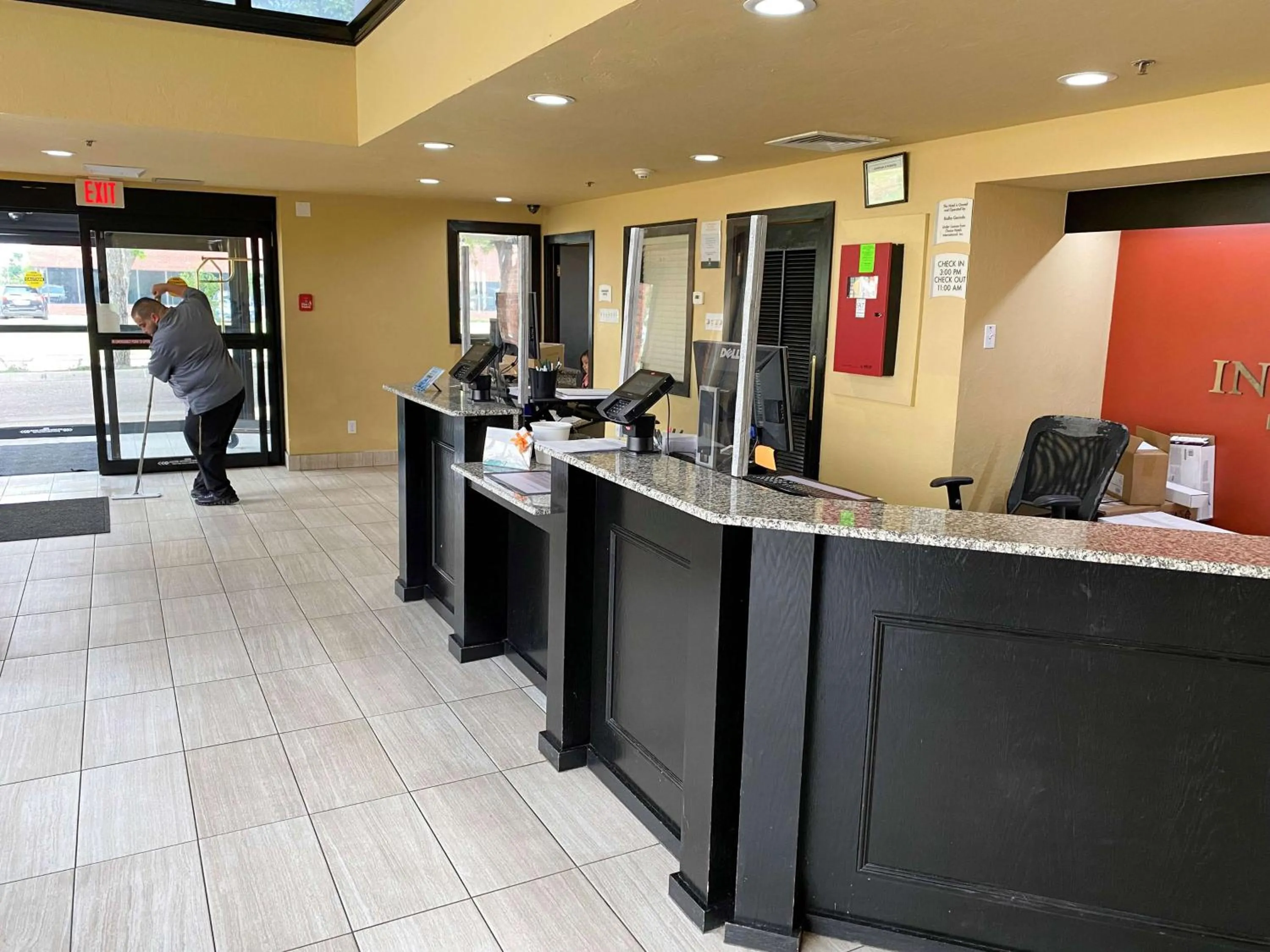 Lobby or reception in Motel 6 Oklahoma City OK Fairgrounds West