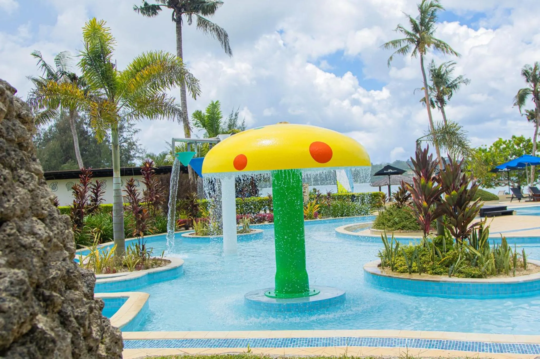 Swimming pool in Holiday Inn Resort Vanuatu by IHG