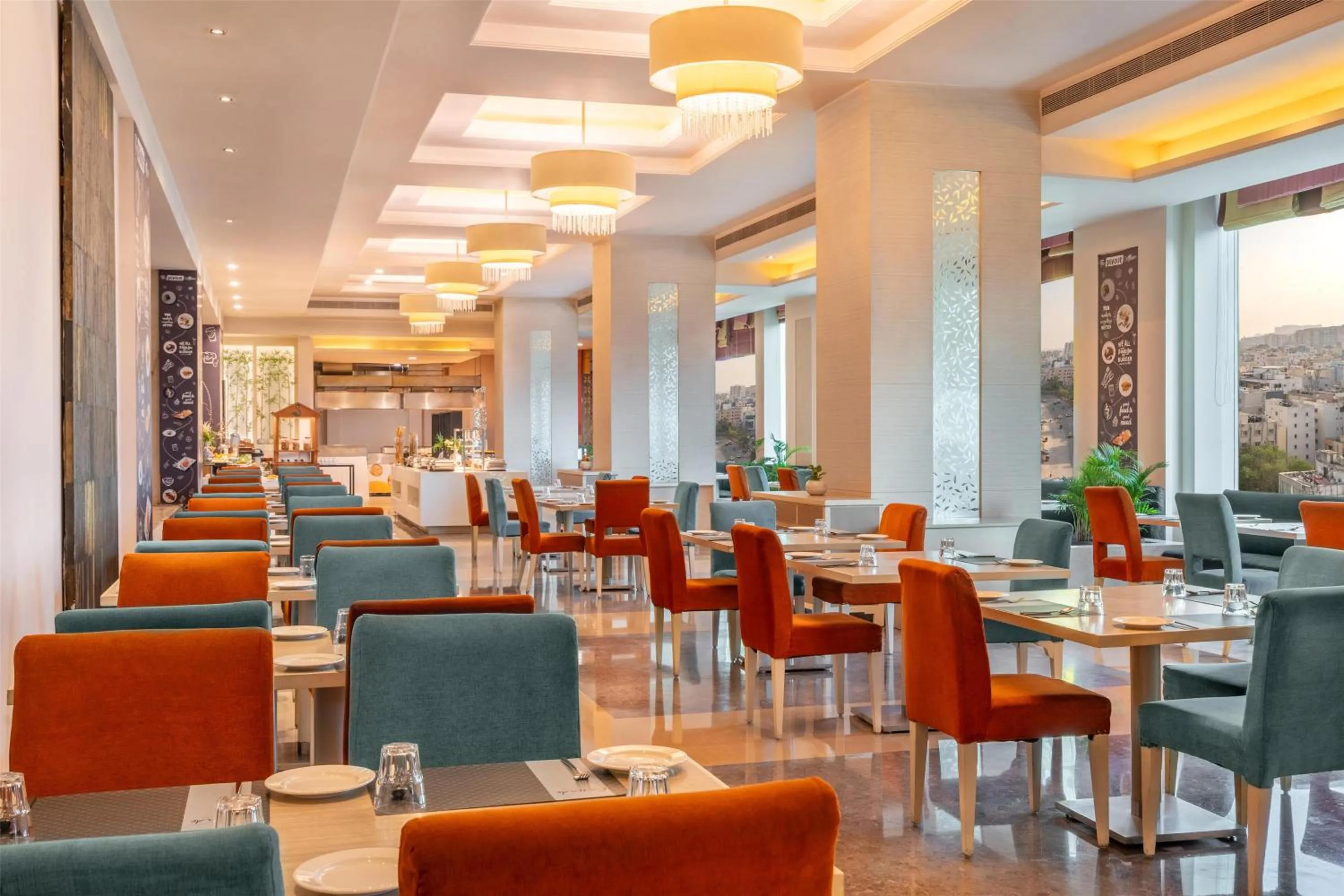 Restaurant/places to eat in Radisson Hyderabad Hitec City