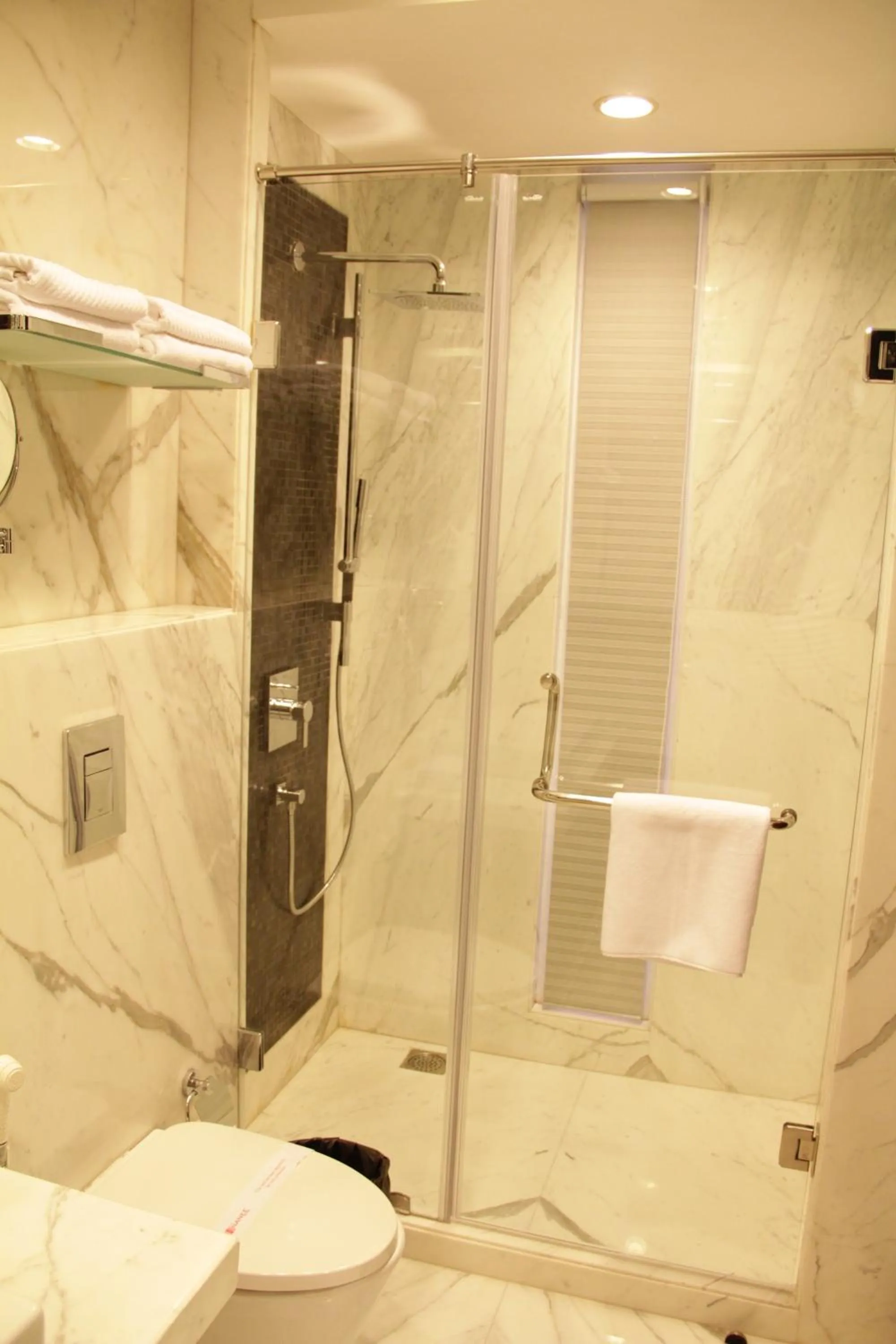 Bathroom in The Nanee Suites