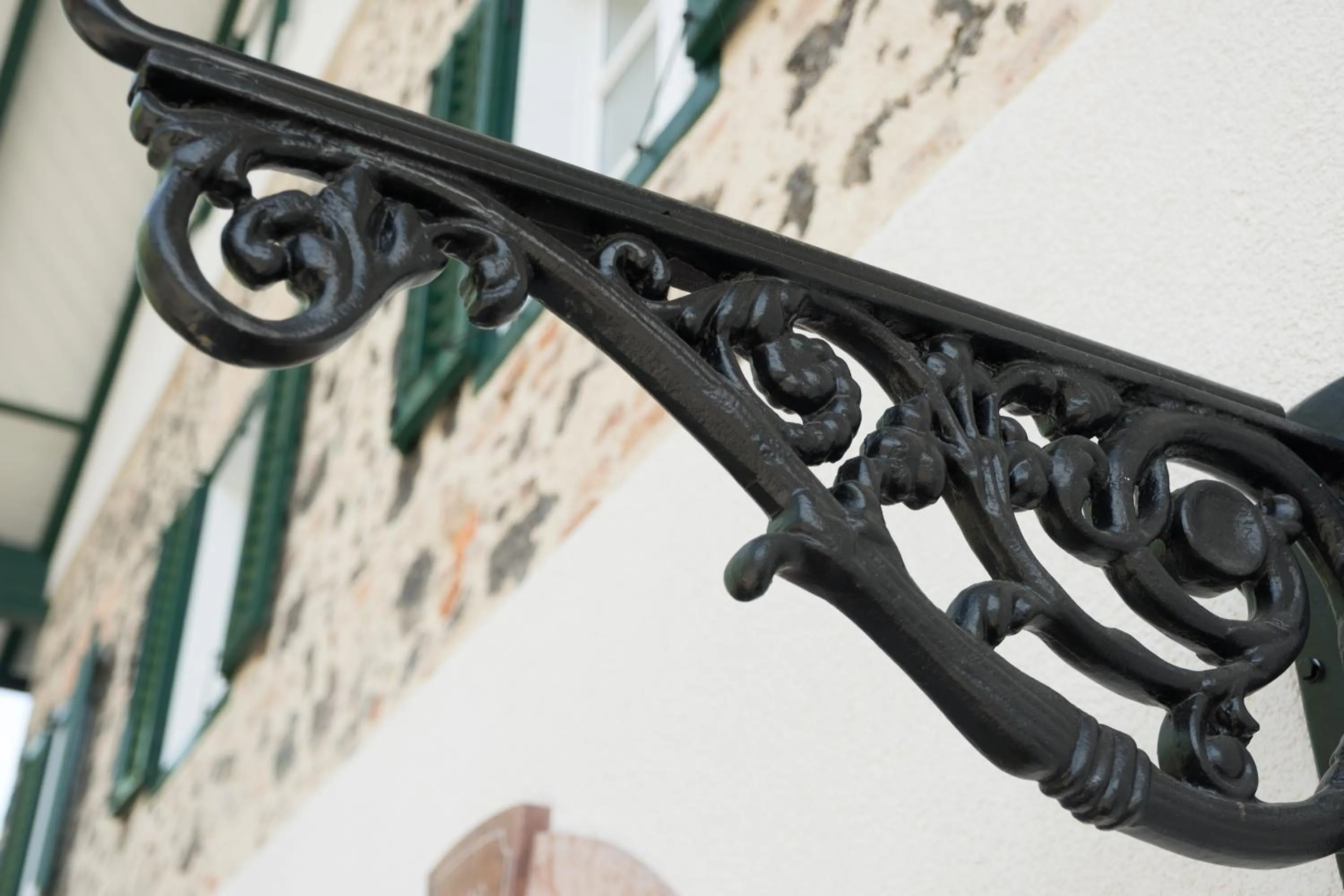 Property building in Sauerweingut