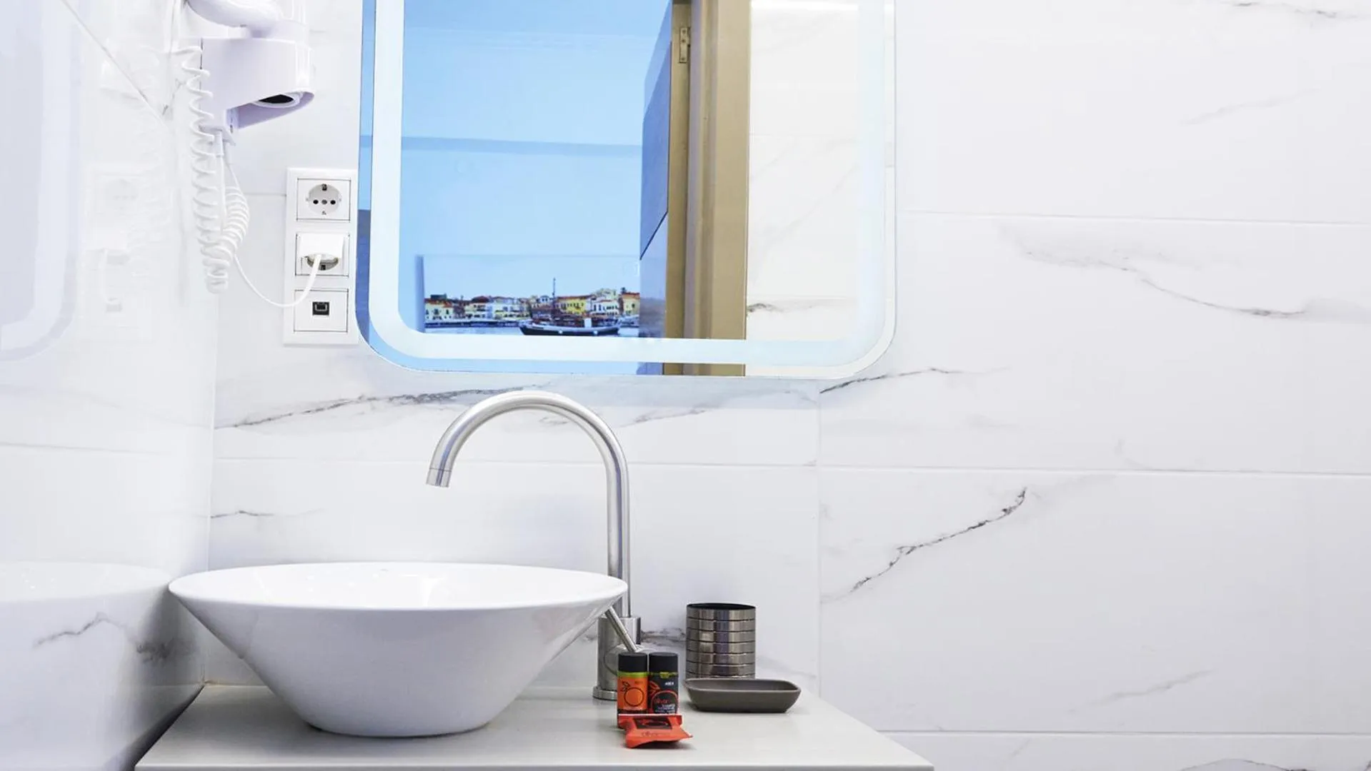 Bathroom in Klinakis Beach Hotel