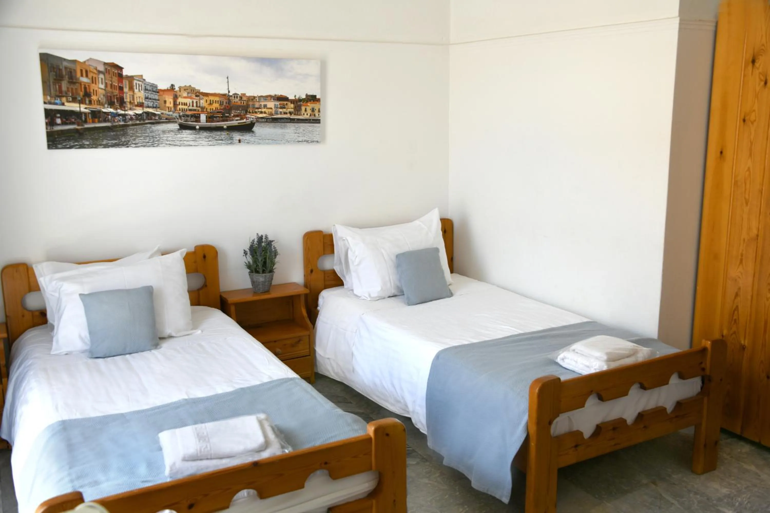 Bed in Klinakis Beach Hotel