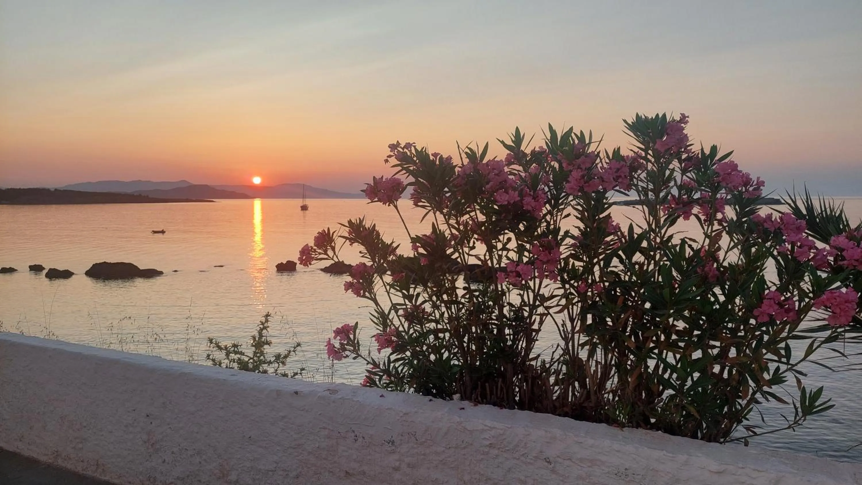 Property building in Klinakis Beach Hotel