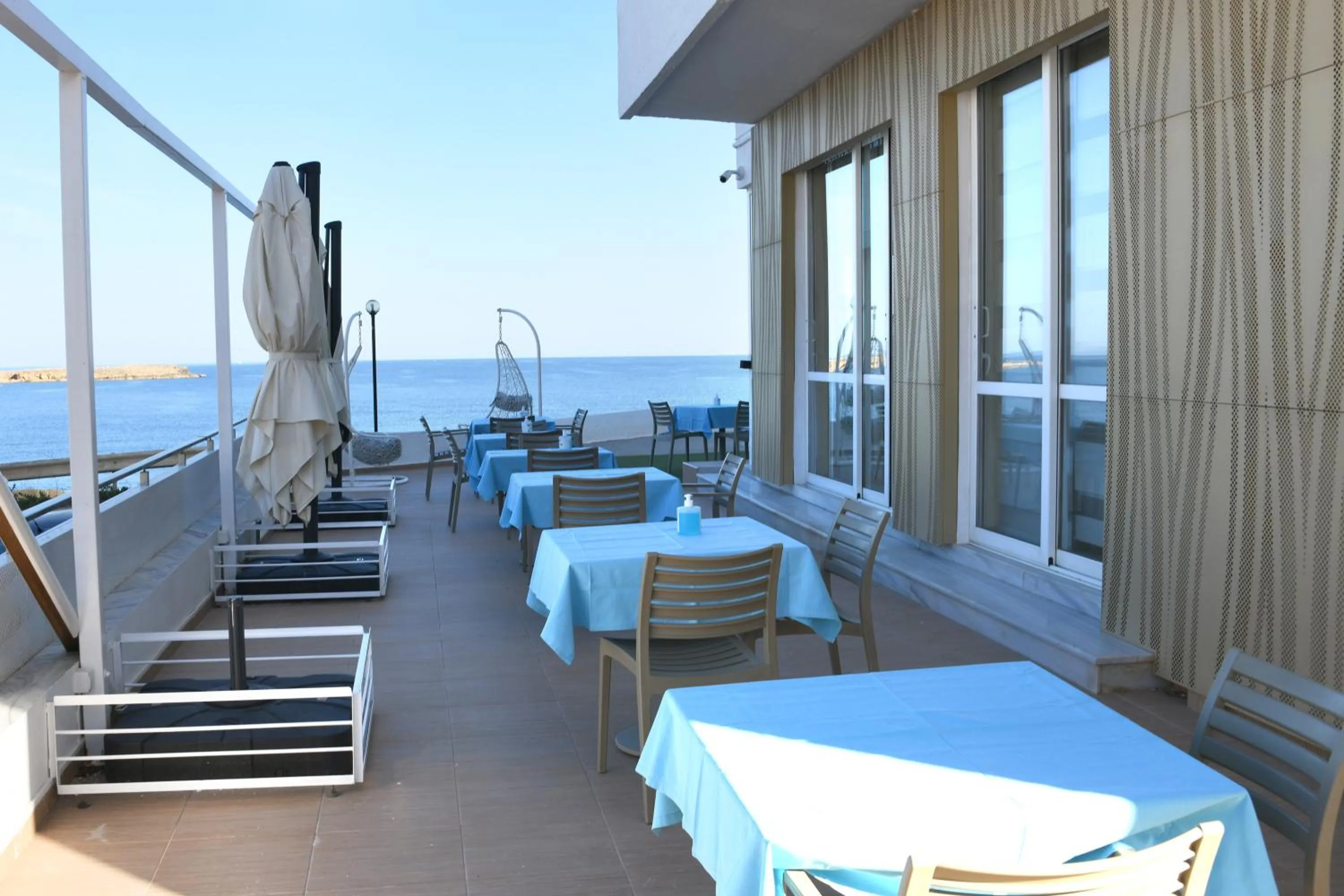 Restaurant/places to eat in Klinakis Beach Hotel