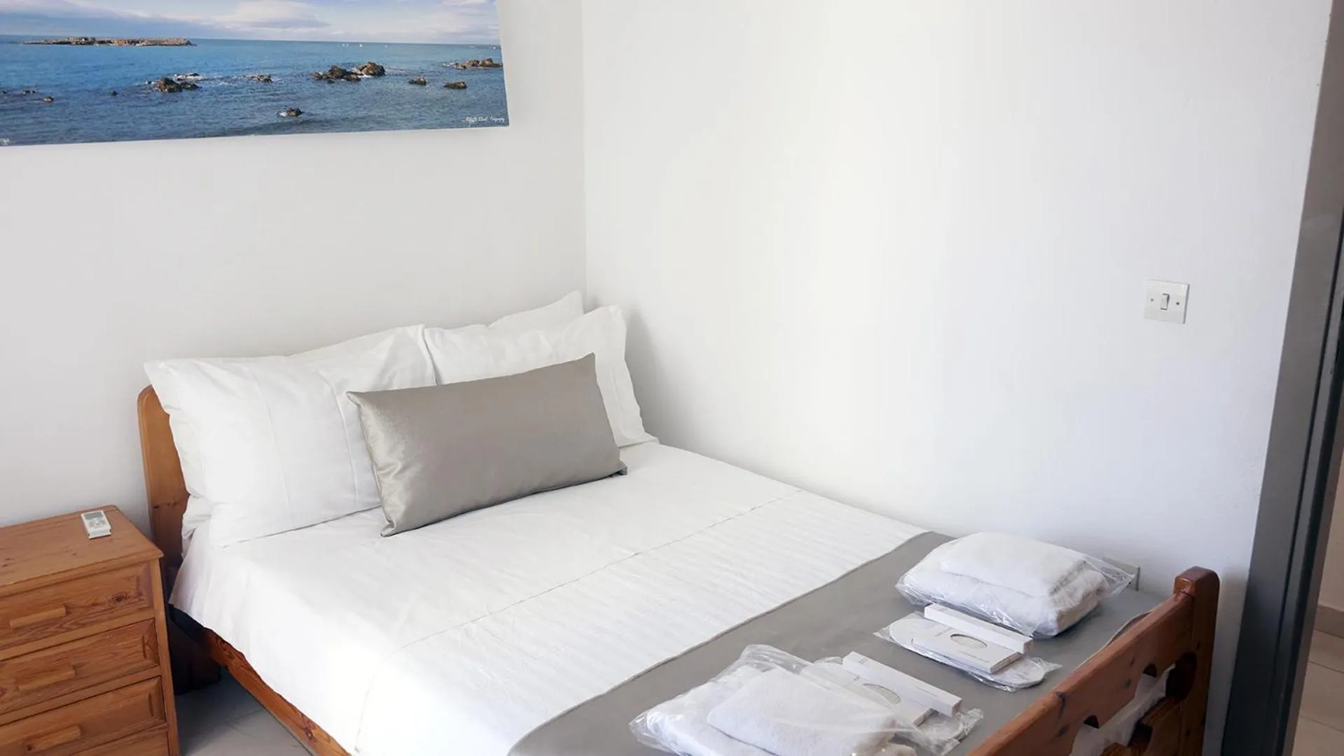 Bedroom, Bed in Klinakis Beach Hotel