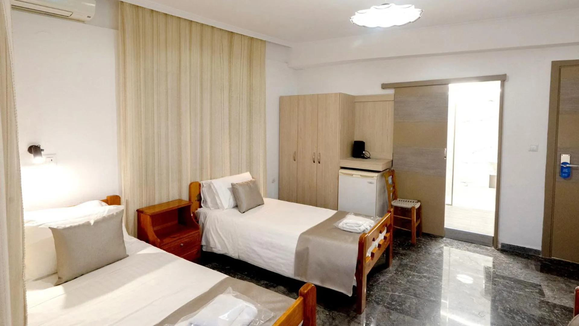 Bedroom, Bed in Klinakis Beach Hotel