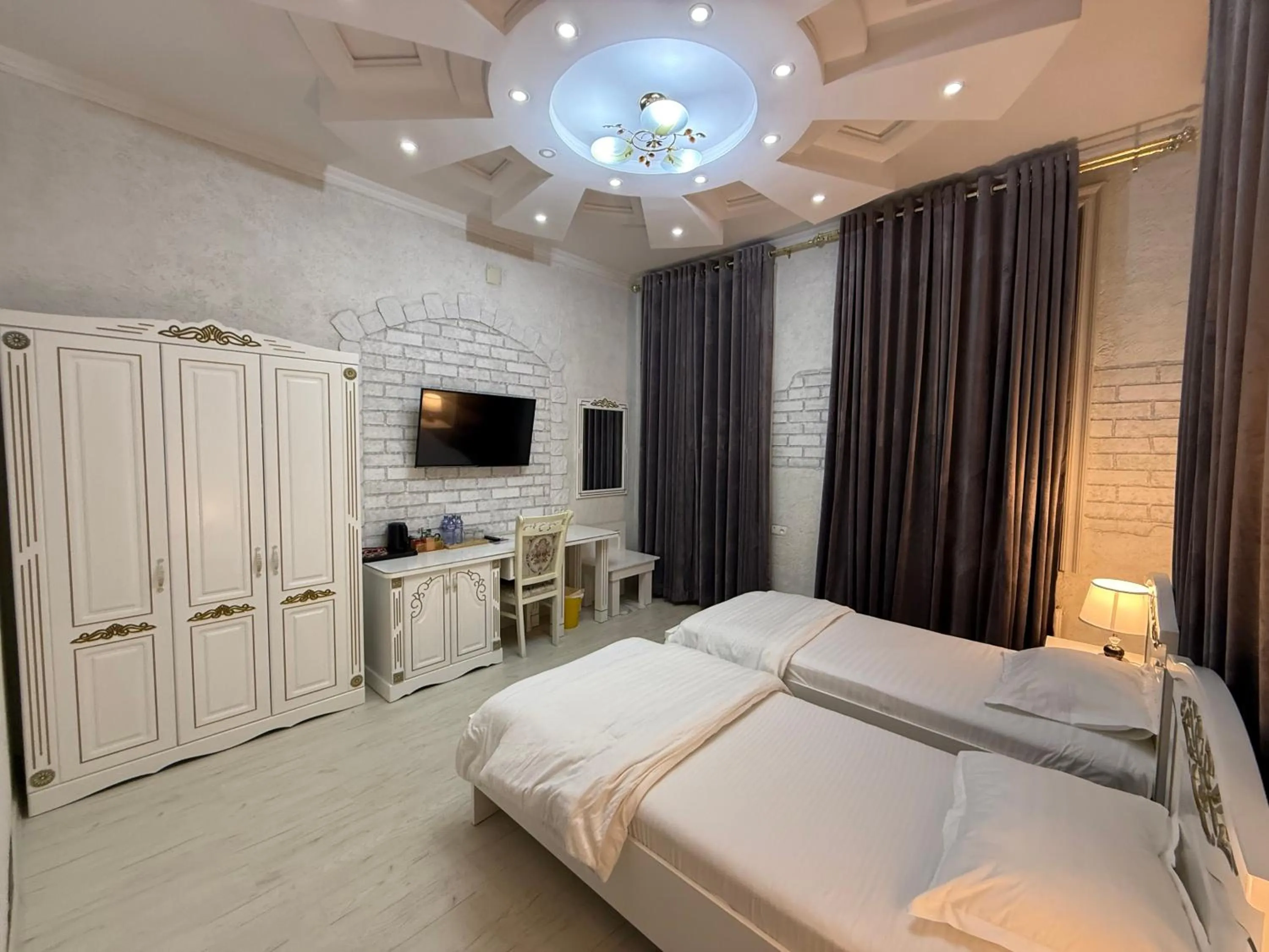 Photo of the whole room, Bed in Ideal Hotel