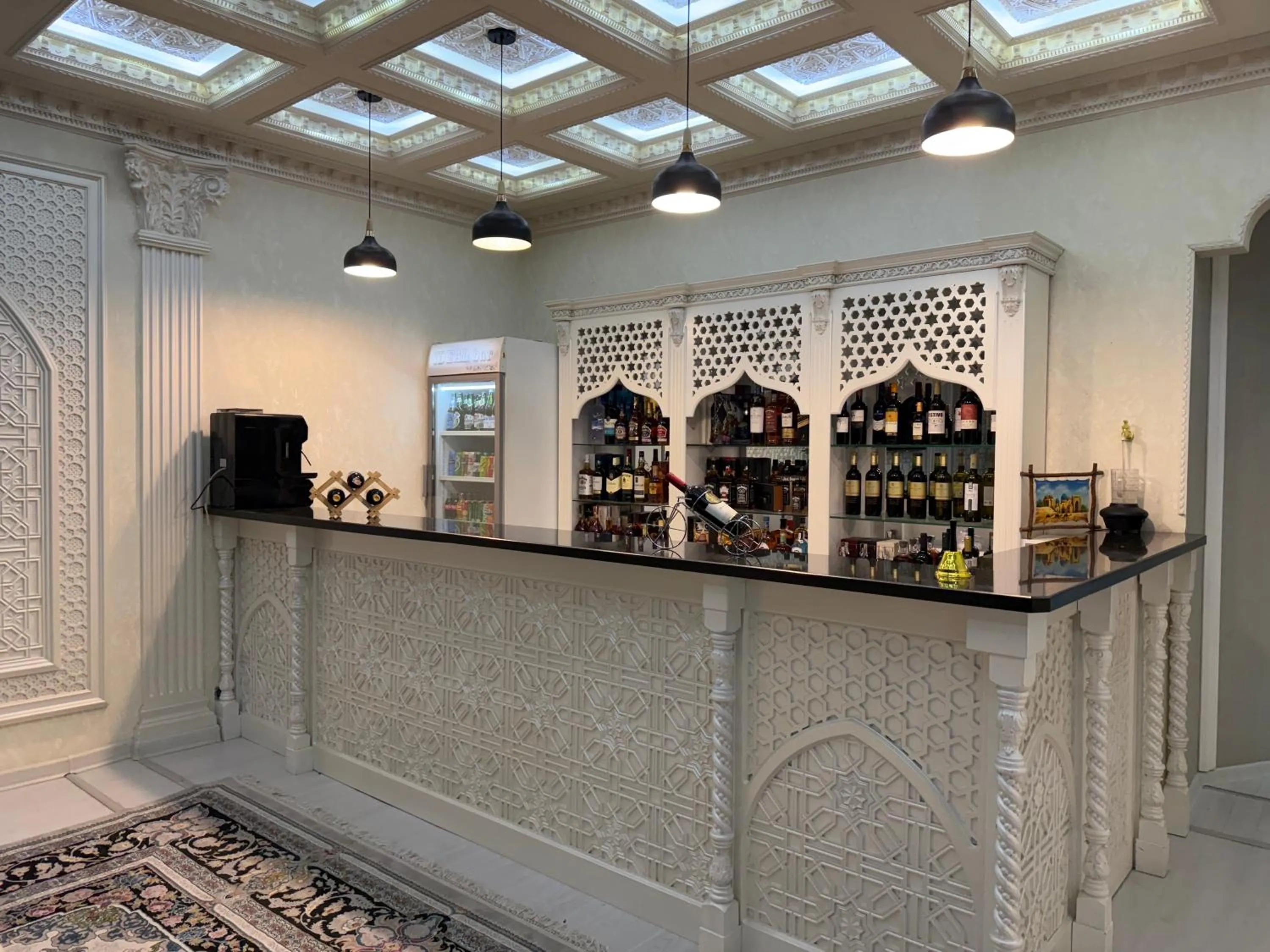 Lounge or bar in Ideal Hotel