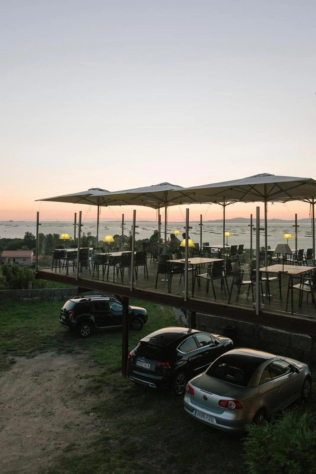 Restaurant/places to eat in Hotel O Castro