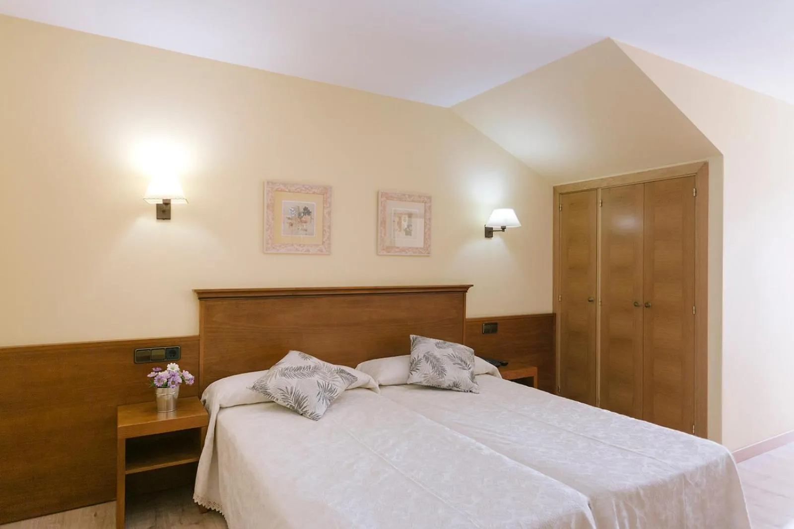 Bed in Hotel O Castro