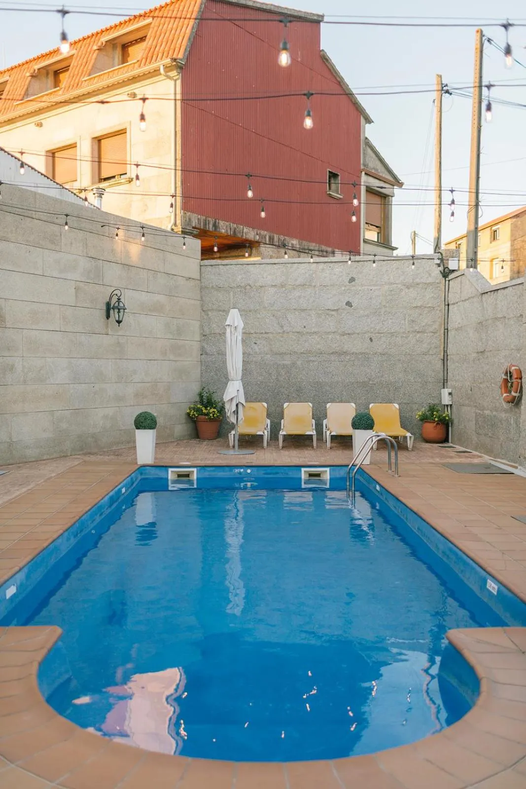Swimming pool in Hotel O Castro