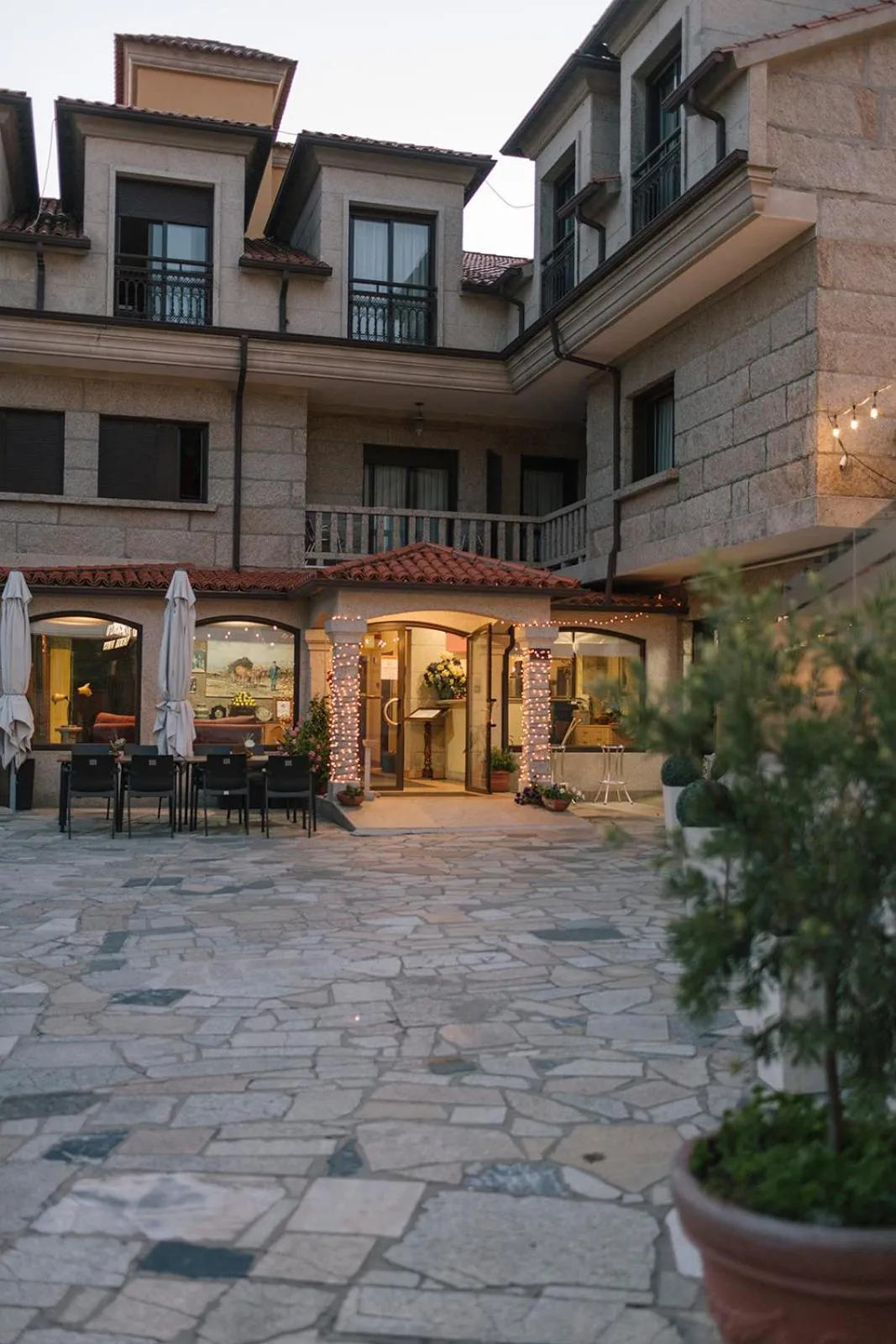 Property building in Hotel O Castro