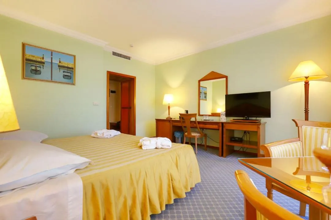 Bed in Marina Frapa Resort Rogoznica