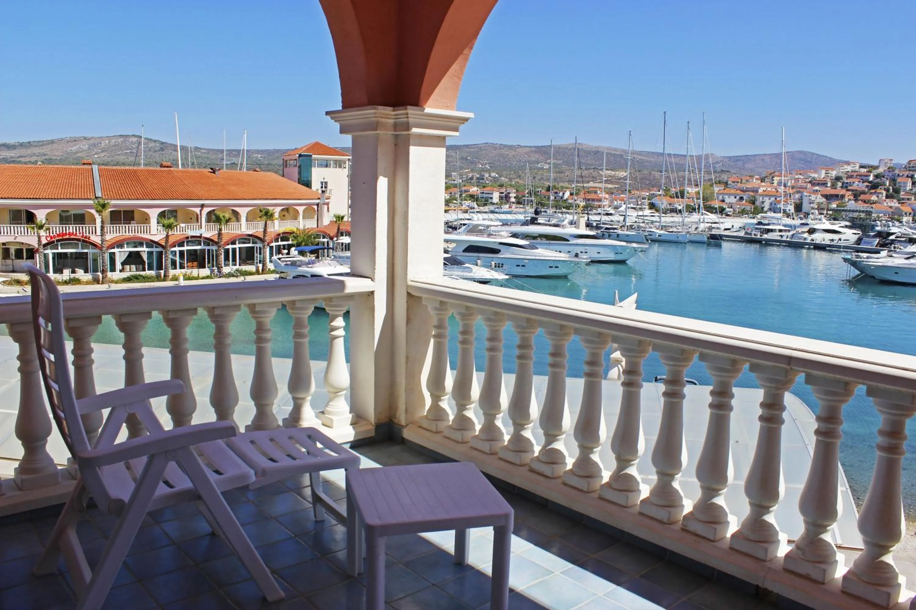 King Suite with Balcony in Marina Frapa Resort Rogoznica