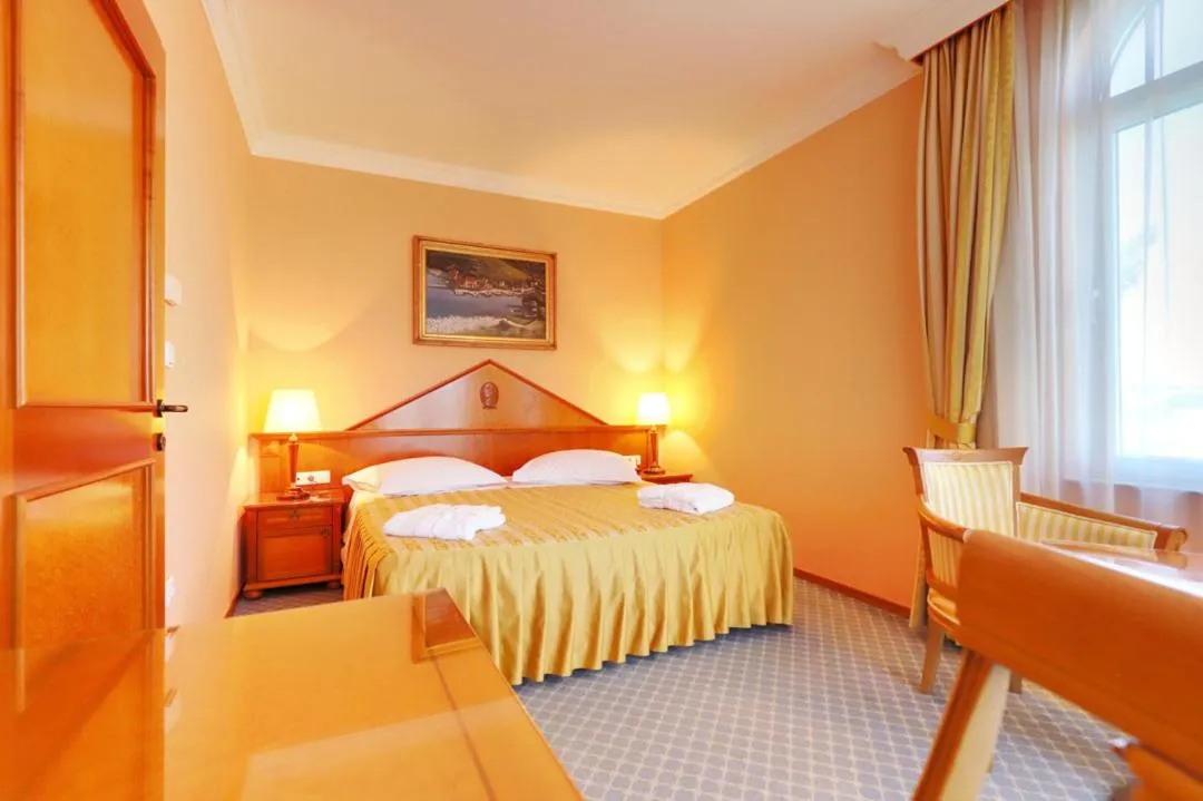 Bed in Marina Frapa Resort Rogoznica