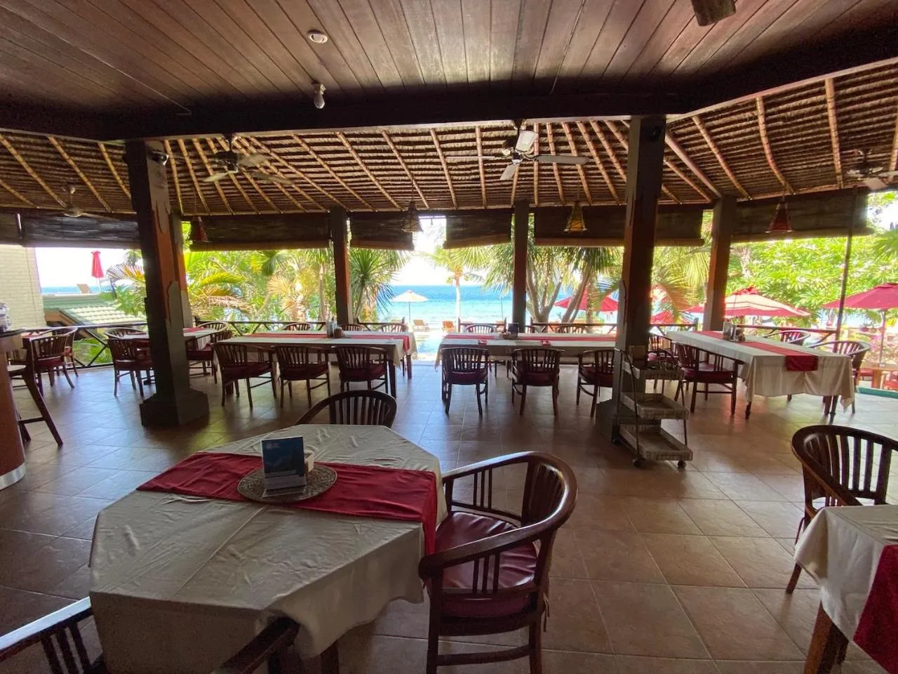 Restaurant/places to eat in Puri Wirata Dive Resort and Spa Amed