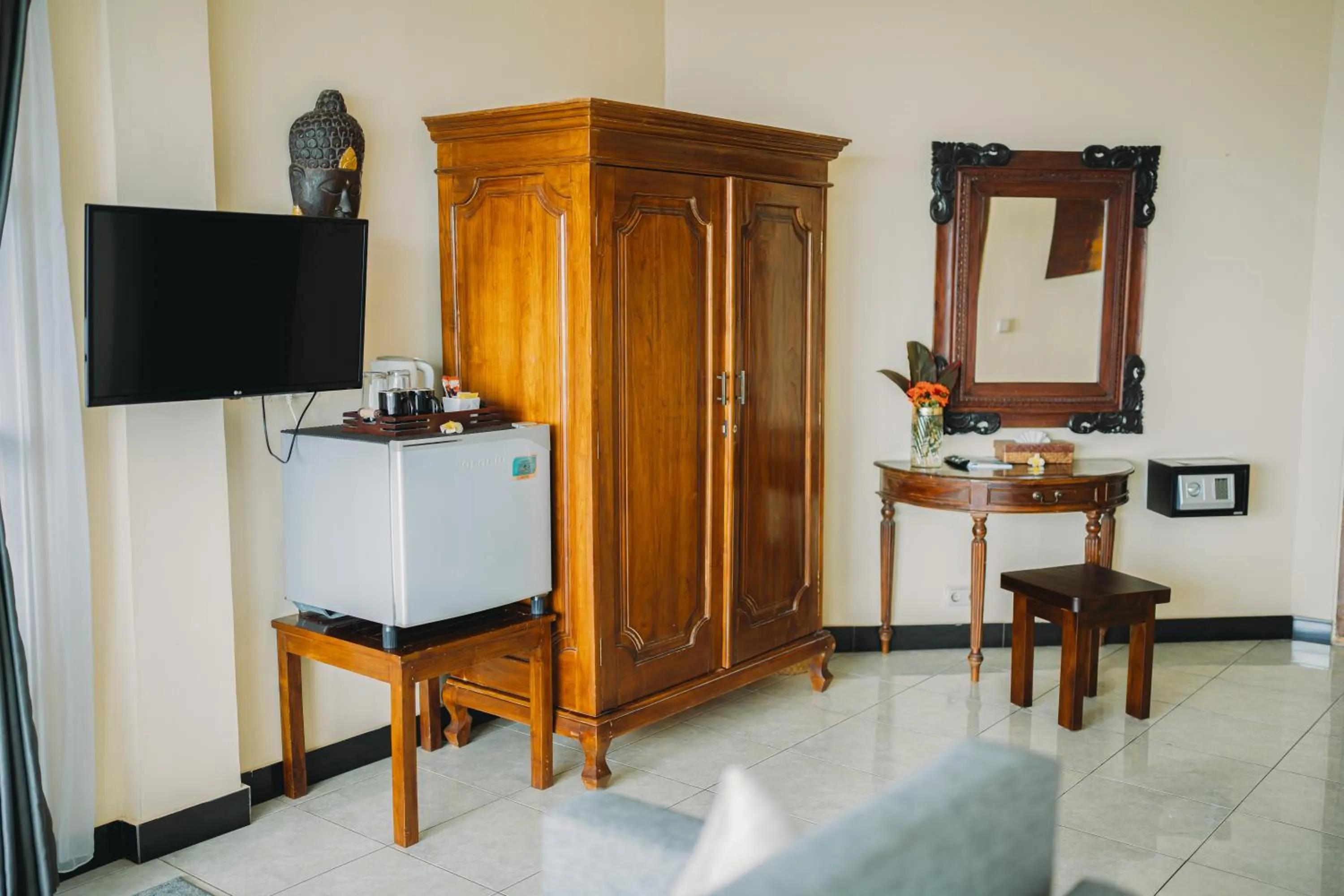 wardrobe in Puri Wirata Dive Resort and Spa Amed