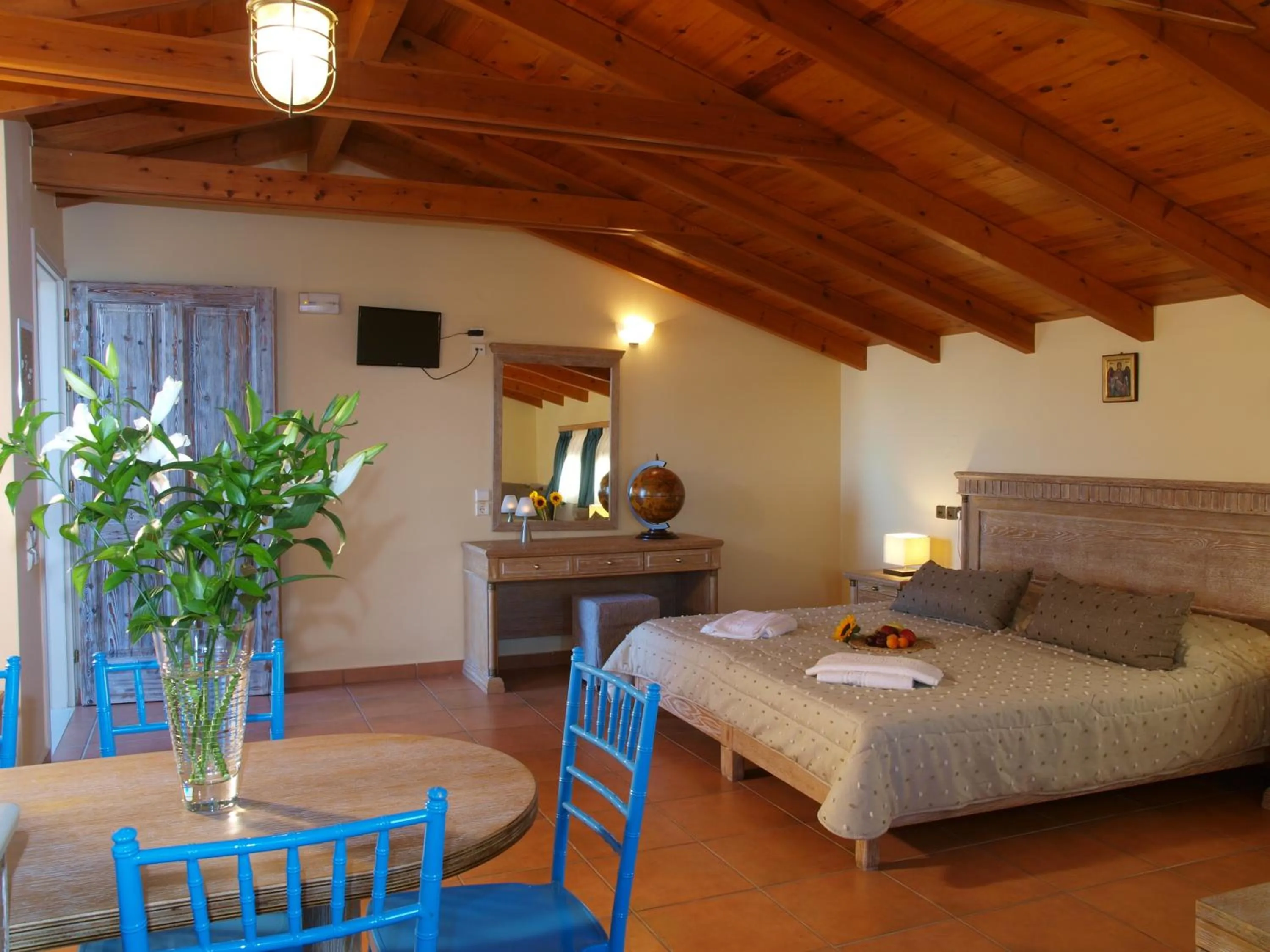 Photo of the whole room in Mylos Hotel Apartments