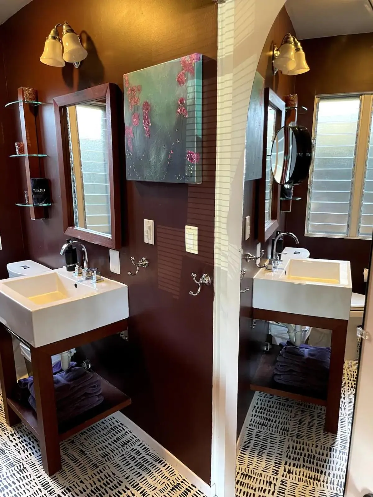 Bathroom in The 3 Dux