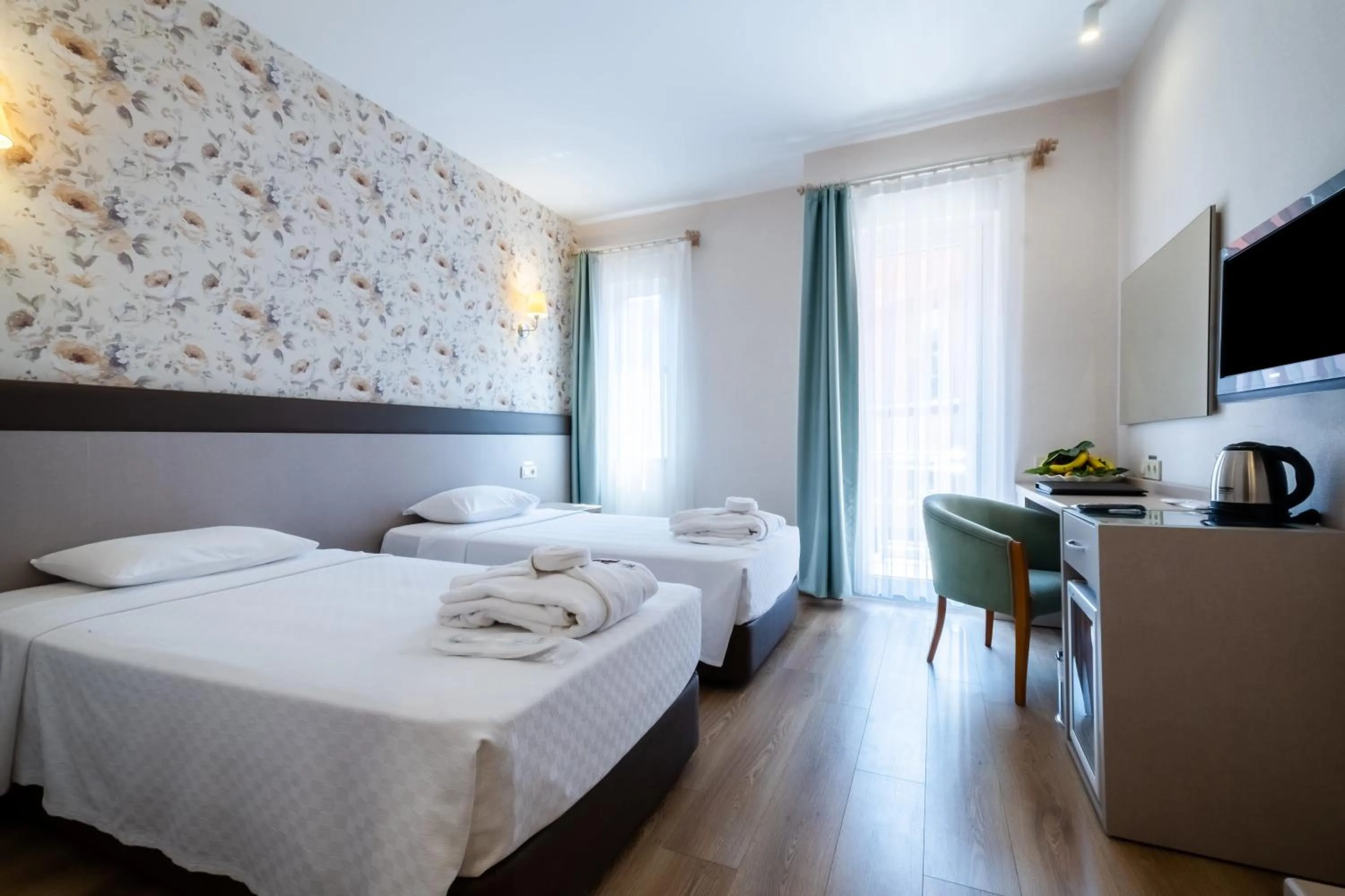 Photo of the whole room, Bed in Spa Hotel Colossae Thermal