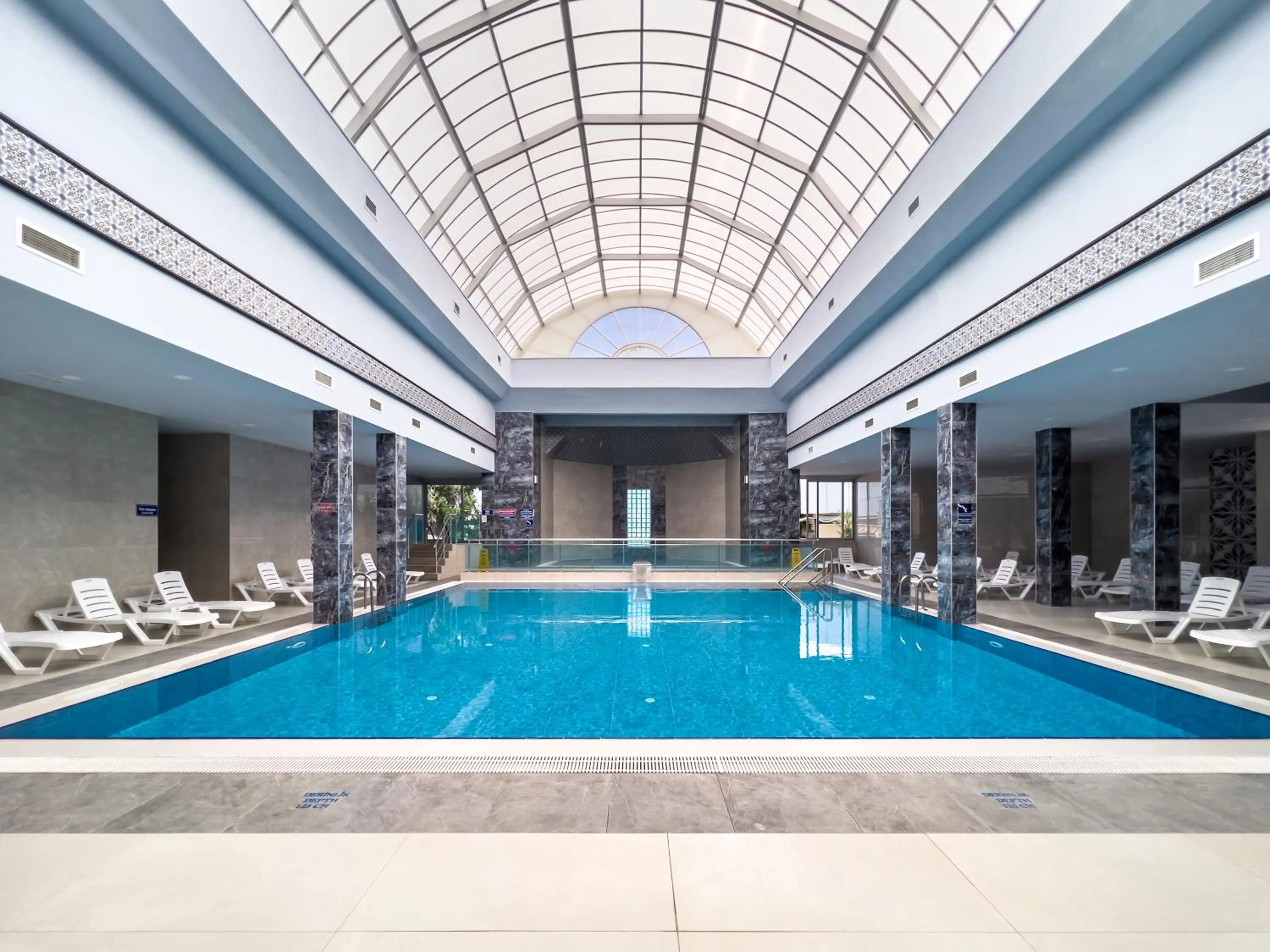 Swimming pool in Spa Hotel Colossae Thermal