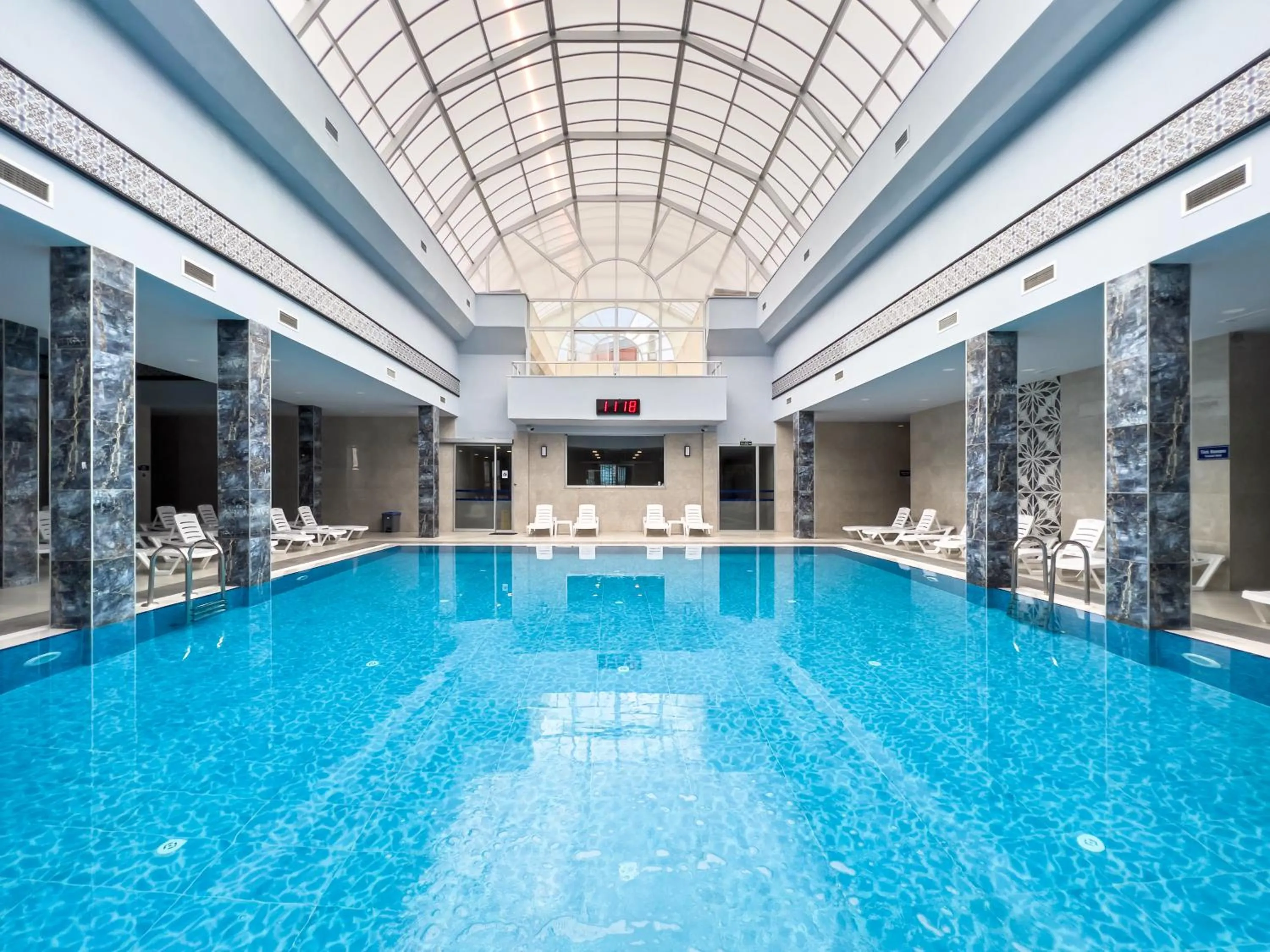 Swimming pool in Spa Hotel Colossae Thermal