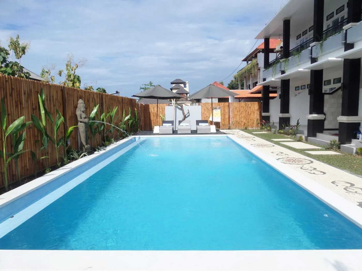 Facade/entrance in Kubu Jimbar