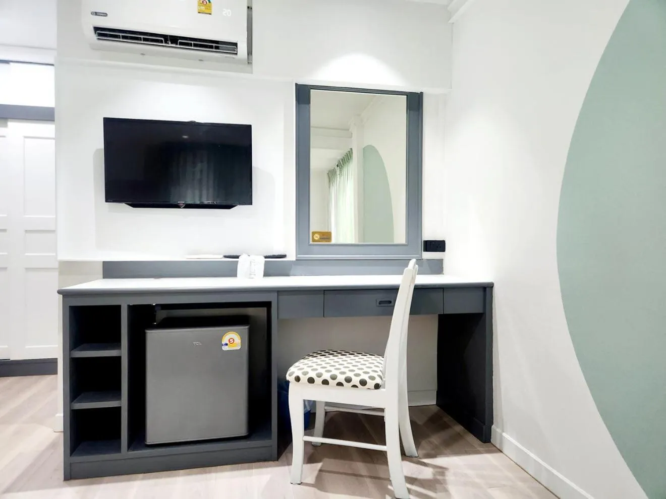 TV and multimedia in The Green Mansion Hotel - Patong Beach