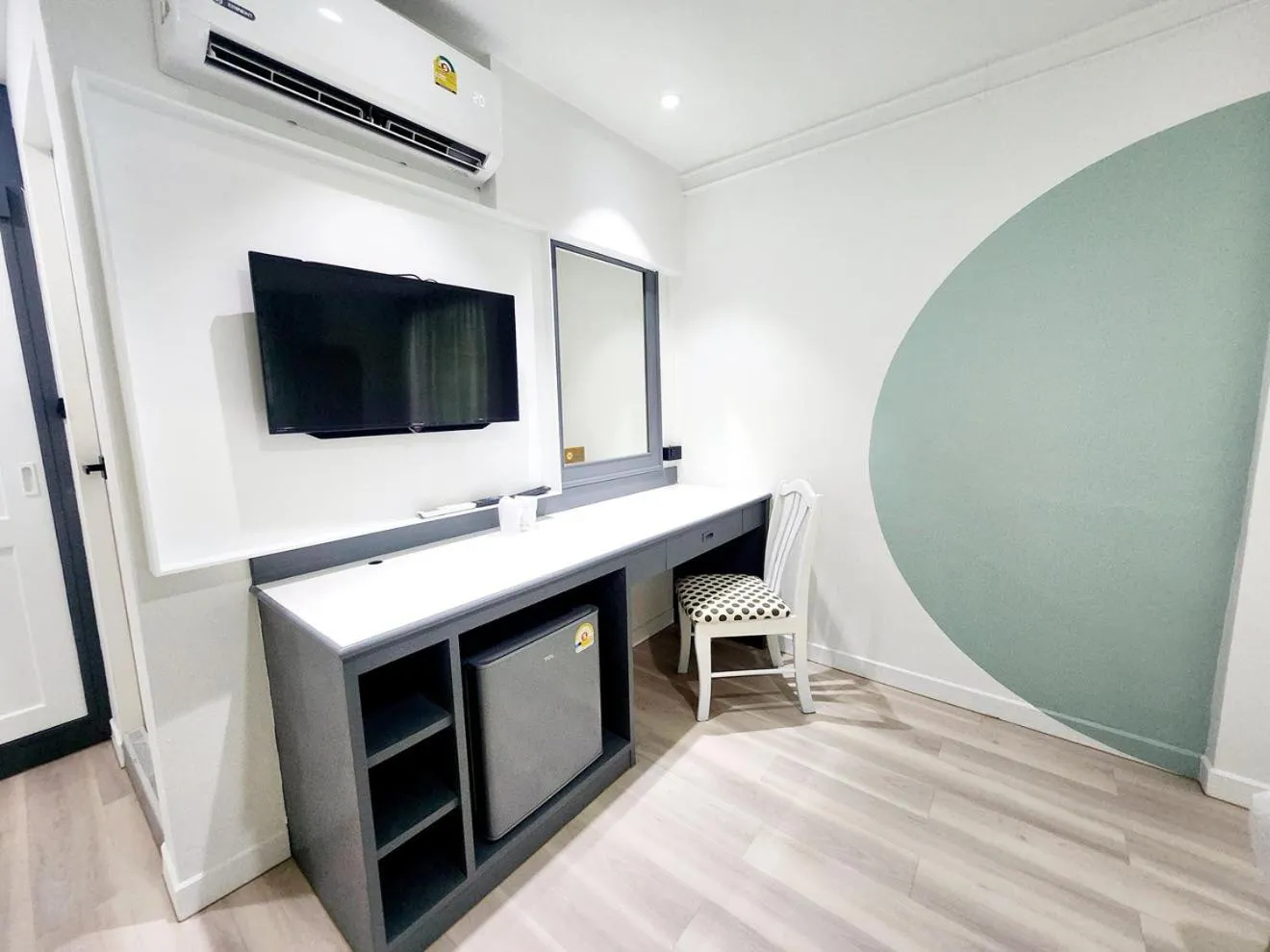 TV and multimedia in The Green Mansion Hotel - Patong Beach