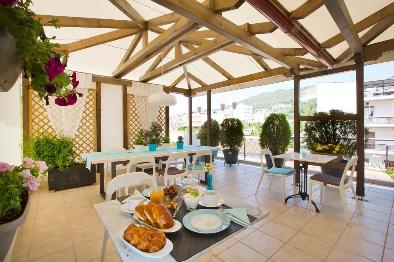 Restaurant/places to eat in Ilion Spa Hotel